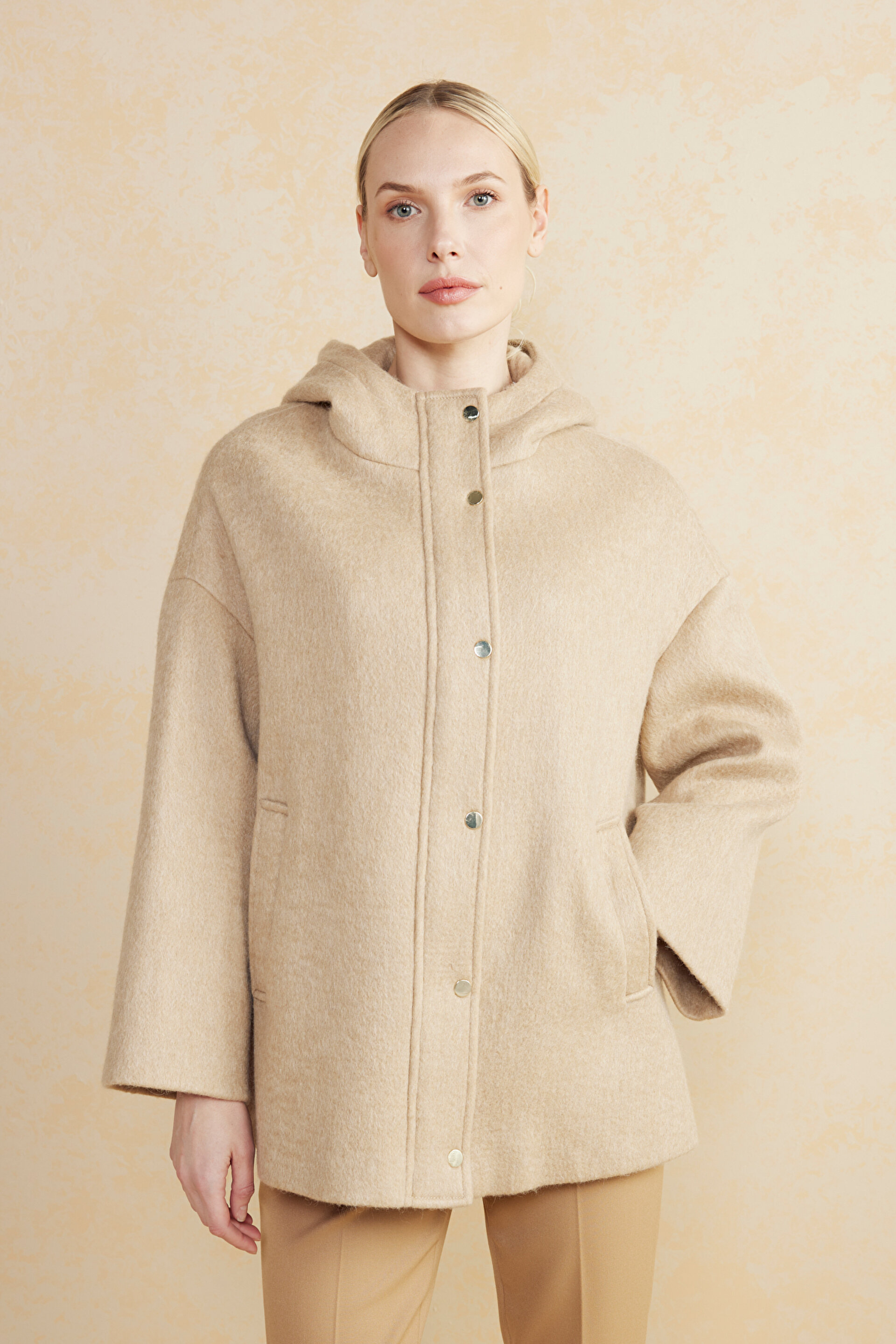 Kapüşonlu Kısa Mohair Kaban BBFW24FCA009142 | Brooks Brothers