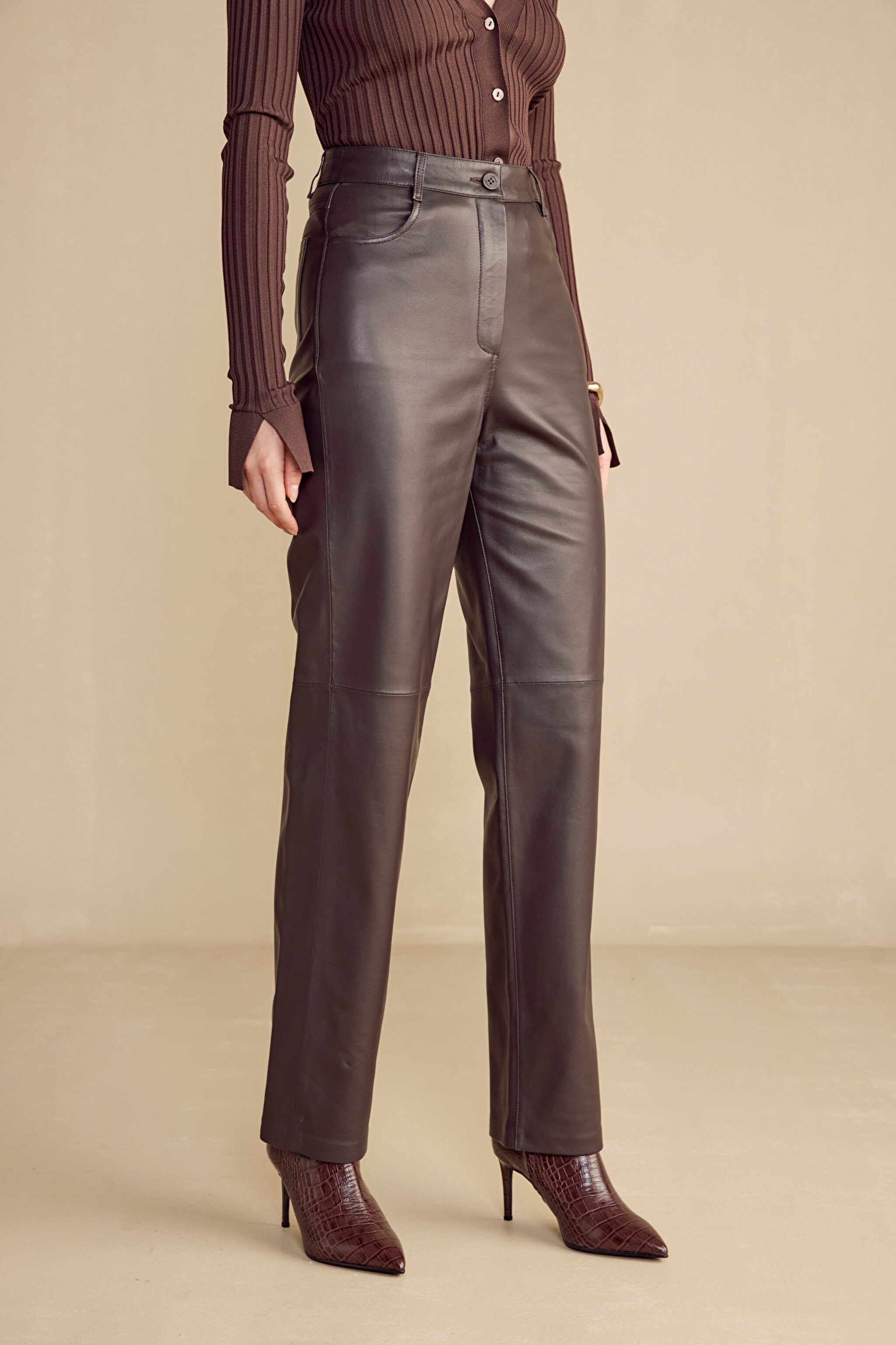%100 Deri Boot Cut Yüksek Bel Pantolon - Koyu Kahverengi (görsel 3)