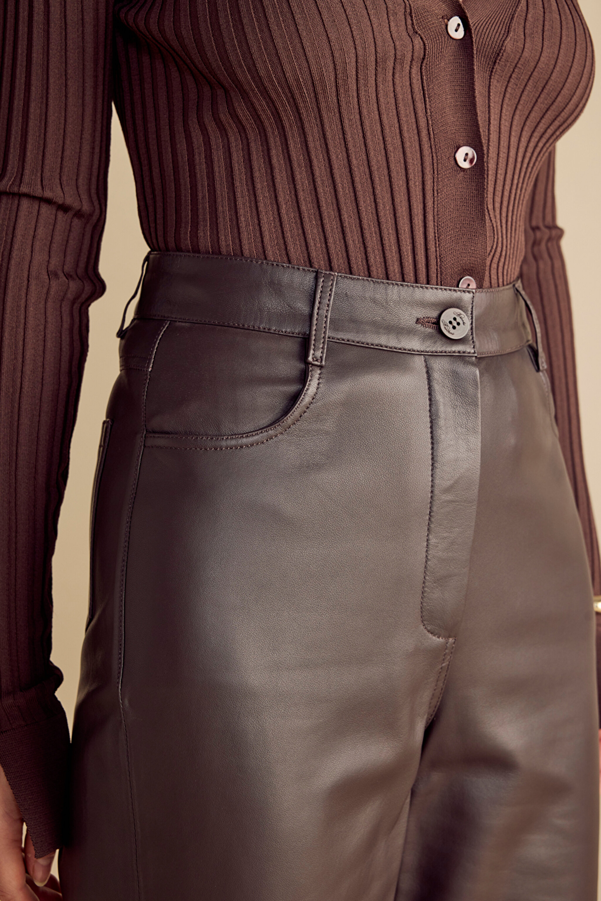 %100 Deri Boot Cut Yüksek Bel Pantolon - Koyu Kahverengi (görsel 5)