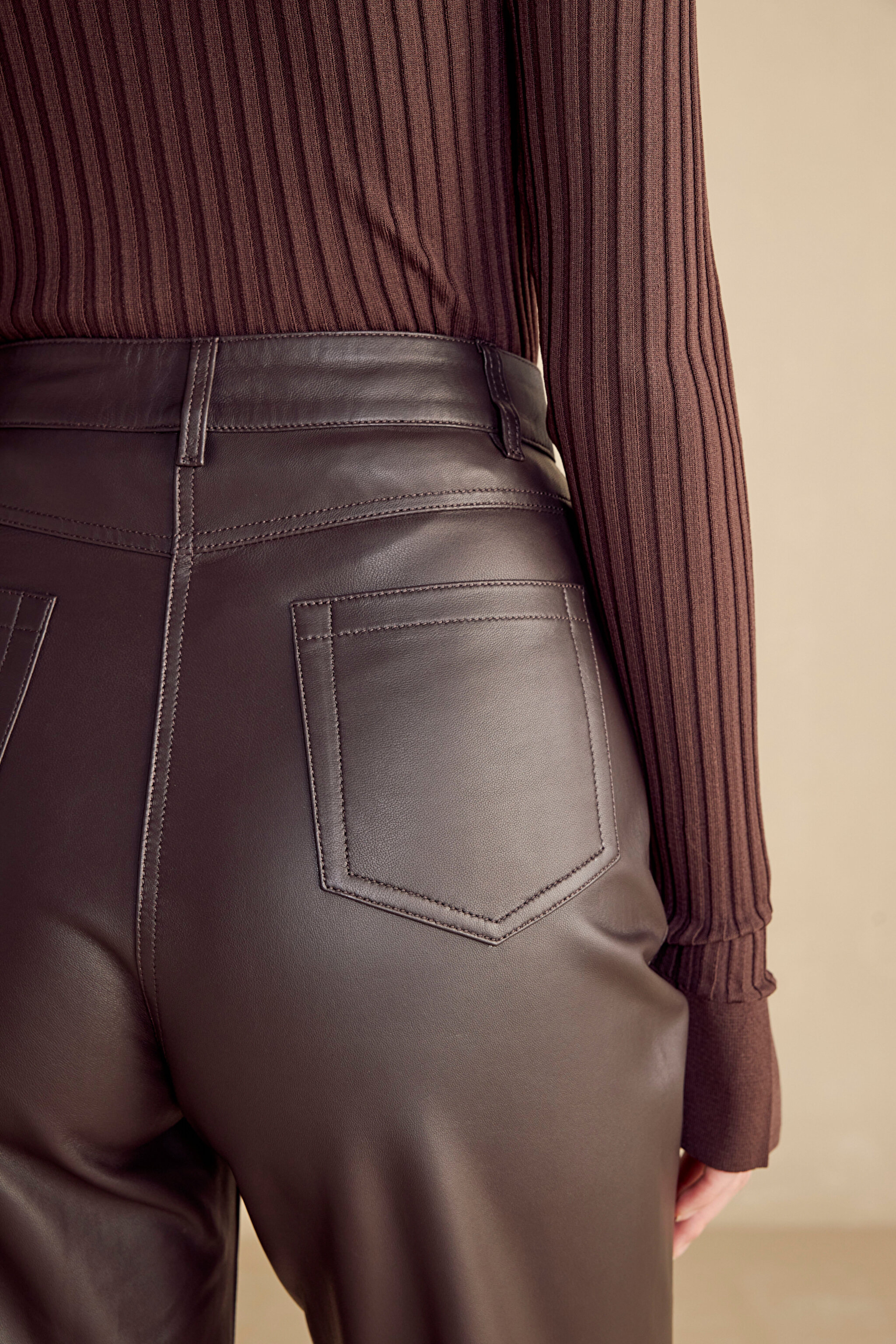 %100 Deri Boot Cut Yüksek Bel Pantolon - Koyu Kahverengi (görsel 6)