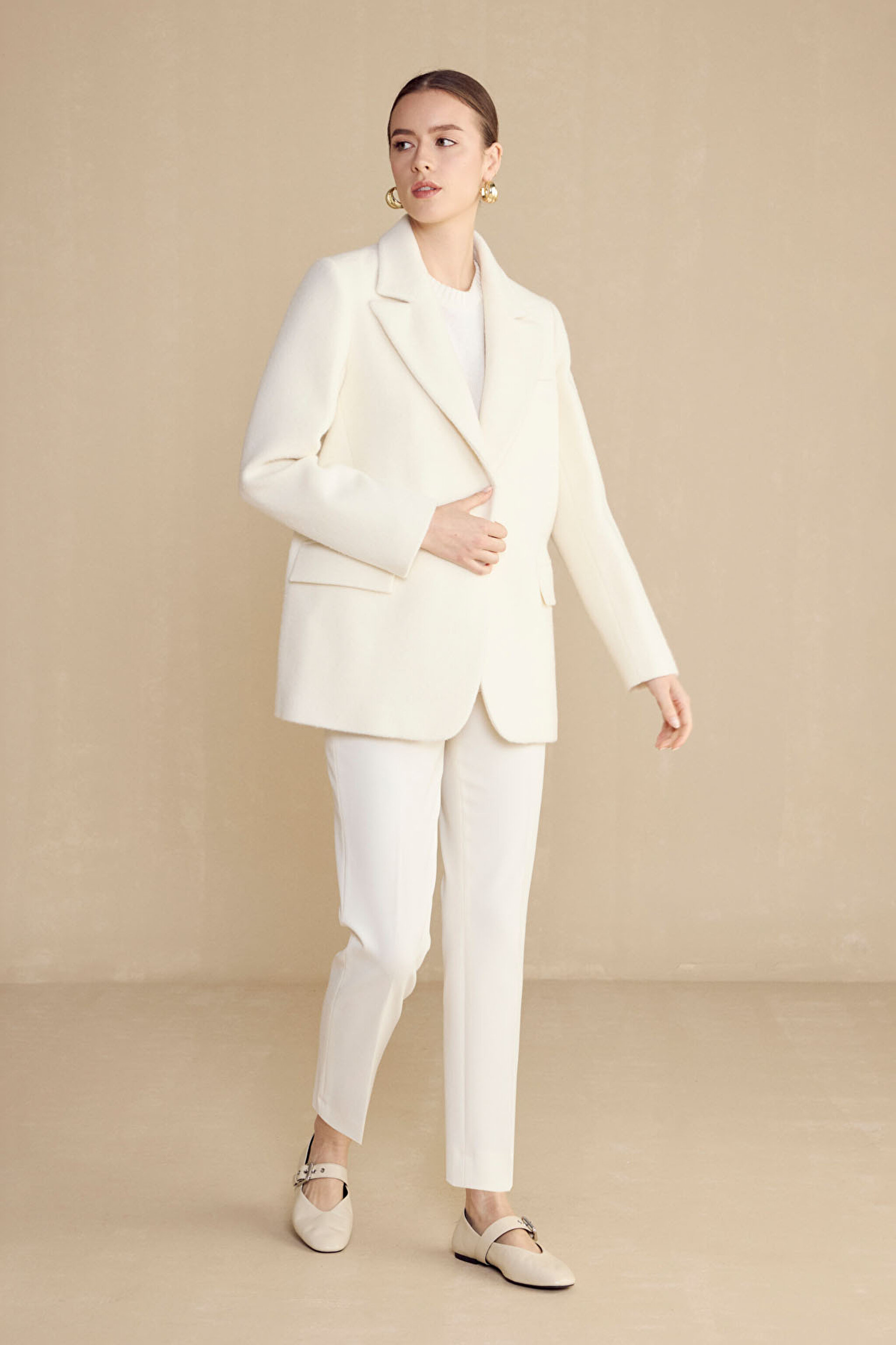 Sivri Yaka Oversize Yün Karışım Kadın Blazer - Ekru (görsel 3)