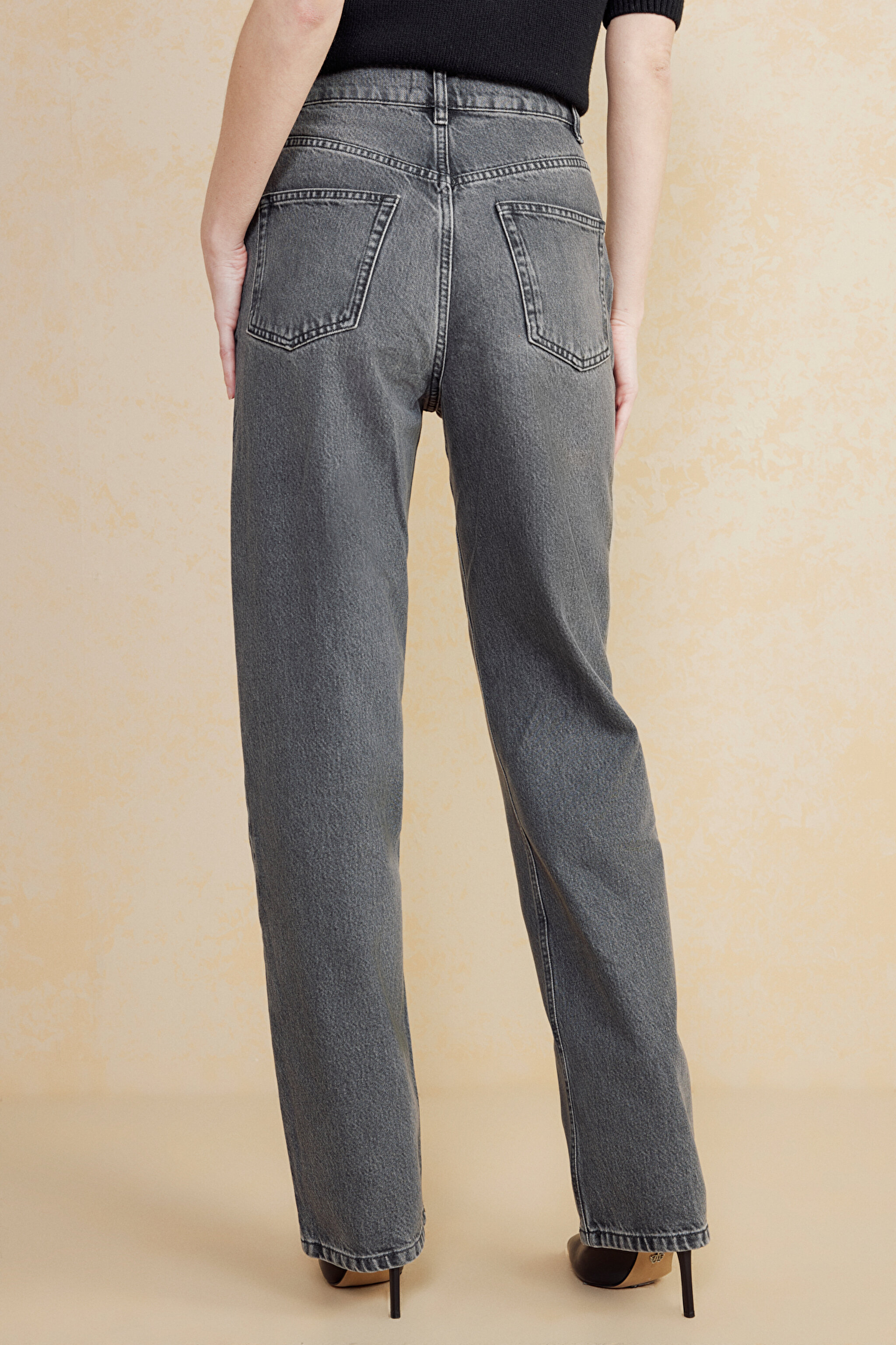 Metal Toka Detaylı Straight Fit Denim Pantolon - Antrasit (görsel 4)