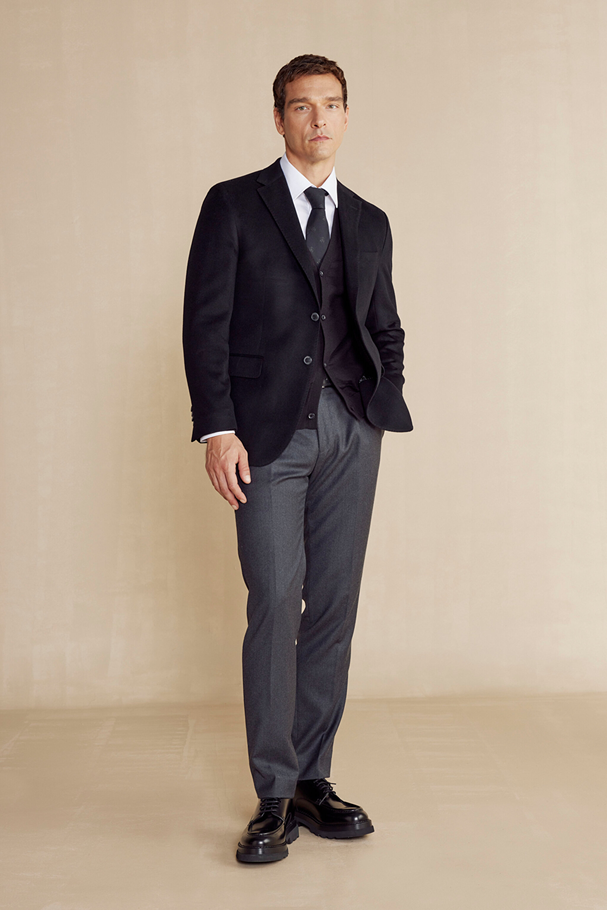 Kaşmir Karışımlı Mono Yaka Cepli Slim Fit Ceket - Siyah (görsel 3)