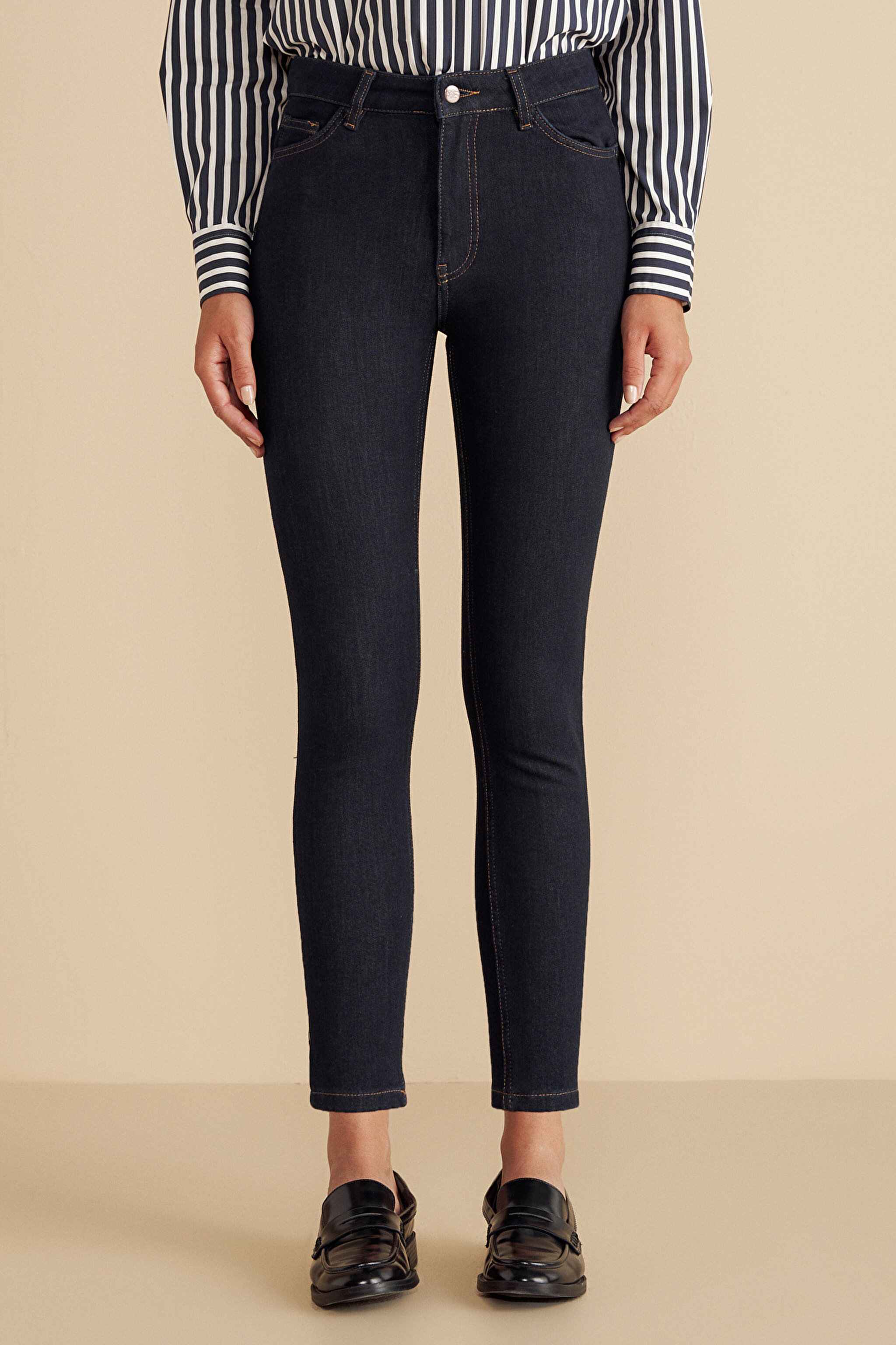 Pamuk Karışımlı Push-Up Skinny Denim Pantolon - Lacivert (görsel 3)