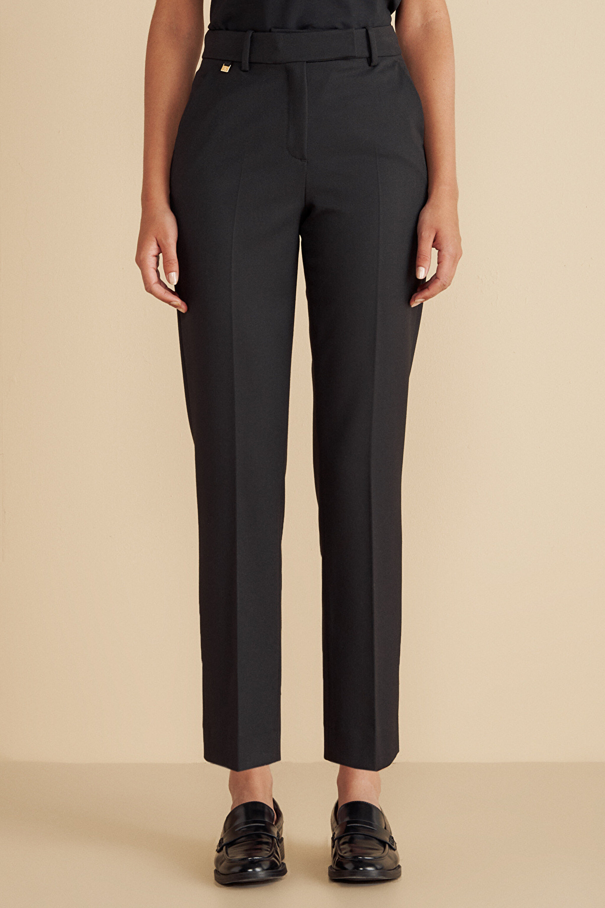 Regular Fit Pileli Basic Pantolon - Siyah (görsel 4)