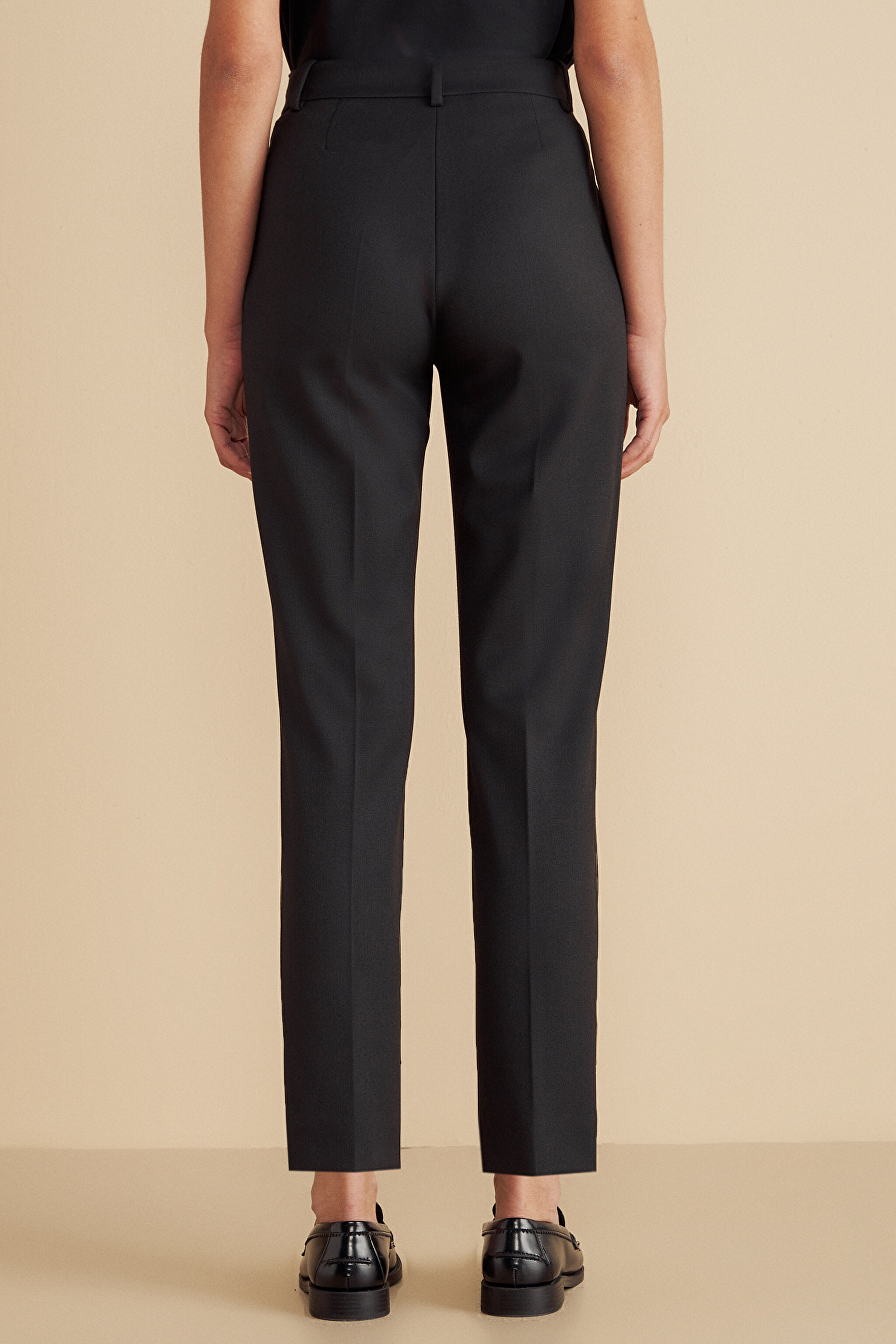 Regular Fit Pileli Basic Pantolon - Siyah (görsel 5)