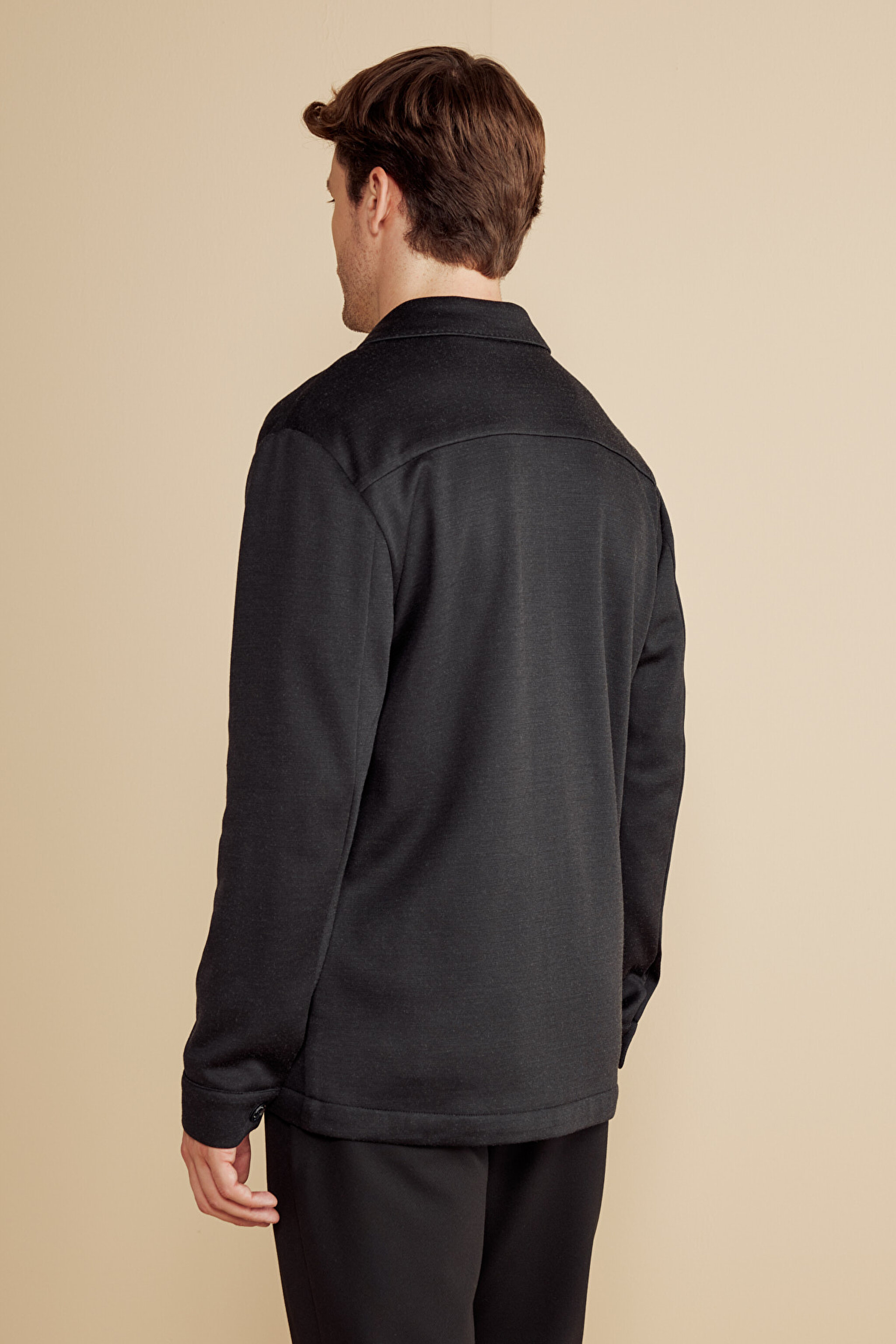 Pamuk Karışımlı Klasik Yaka Kapak Cep Örme Overshirt - Siyah (görsel 5)