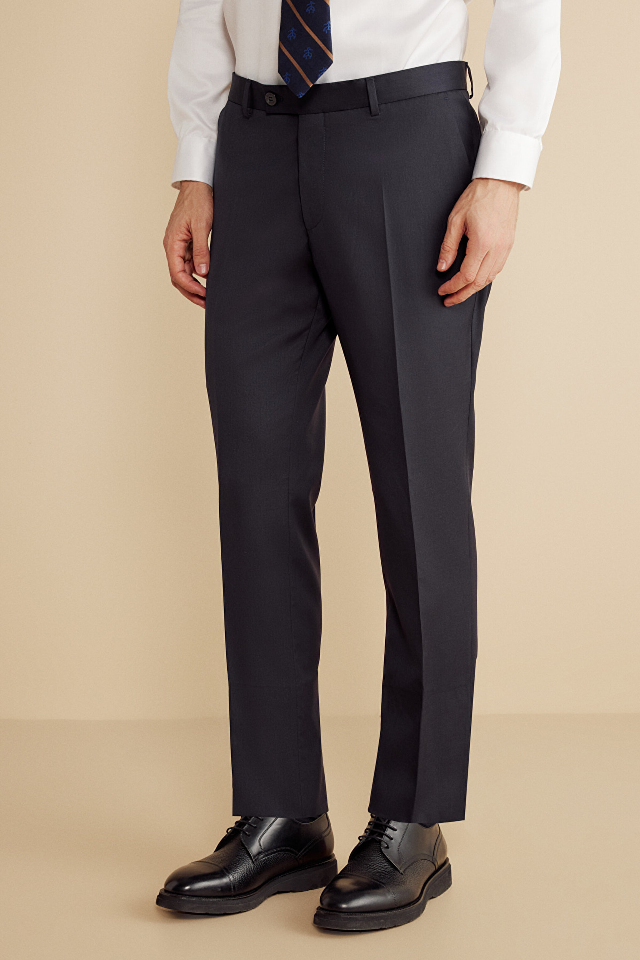 Yün Karışımlı Mono Yaka Kapak Cep Slim Fit Limited Edition İpek Takım Elbise - Lacivert (görsel 4)
