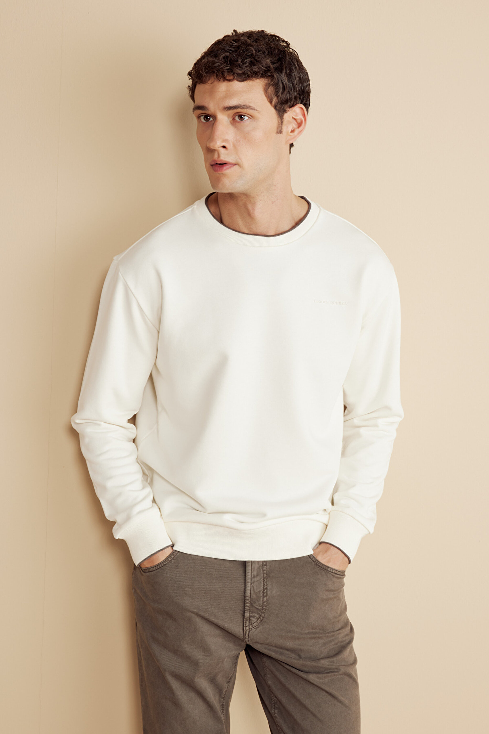 Pamuk Karışımlı Bisiklet  Yaka ve Kol Ucu Çizgi Detaylı Sweatshirt - Ekru (görsel 2)