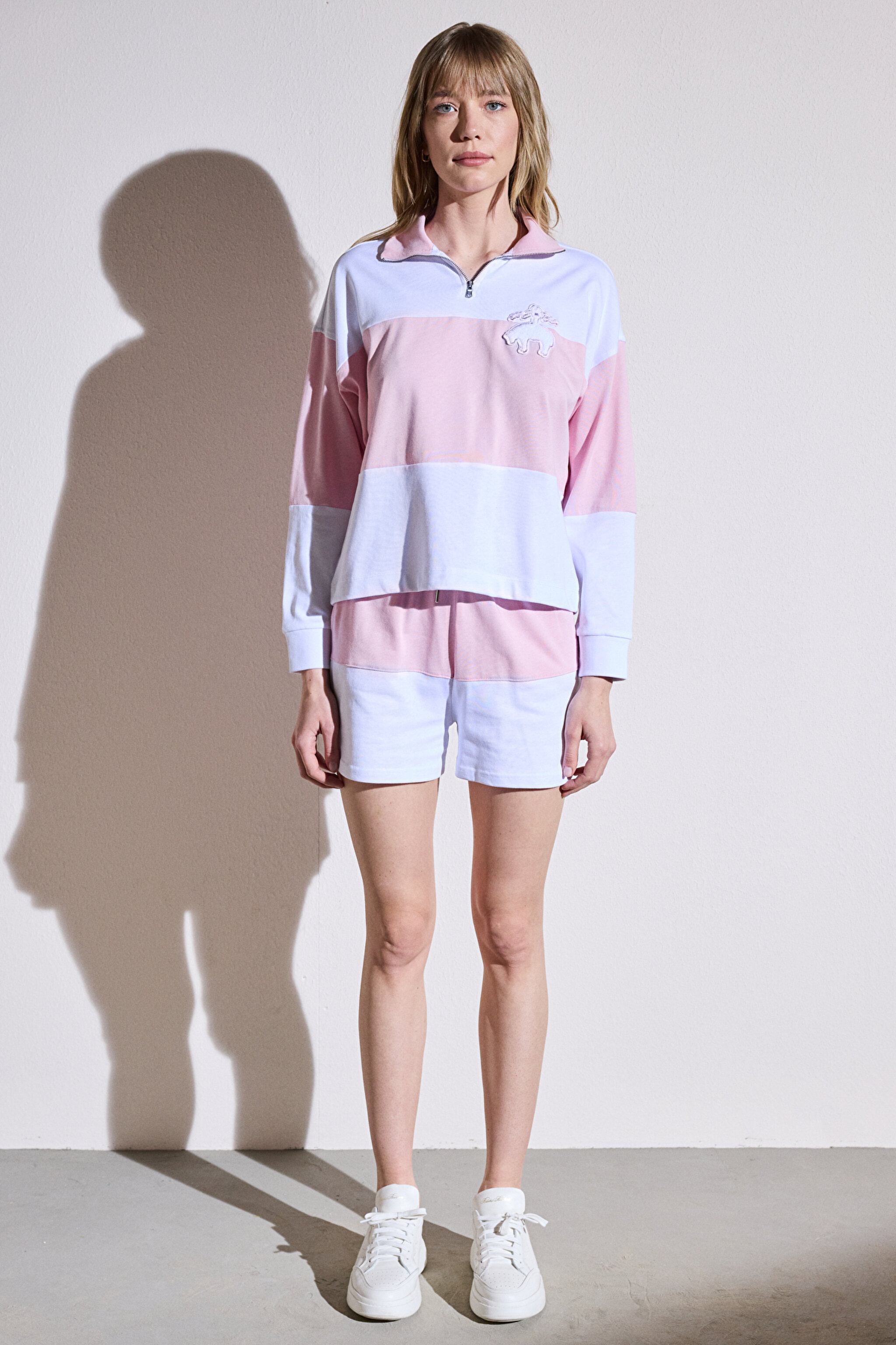 Dik Yaka Blok Sweatshirt - Beyaz-Pembe (görsel 2)