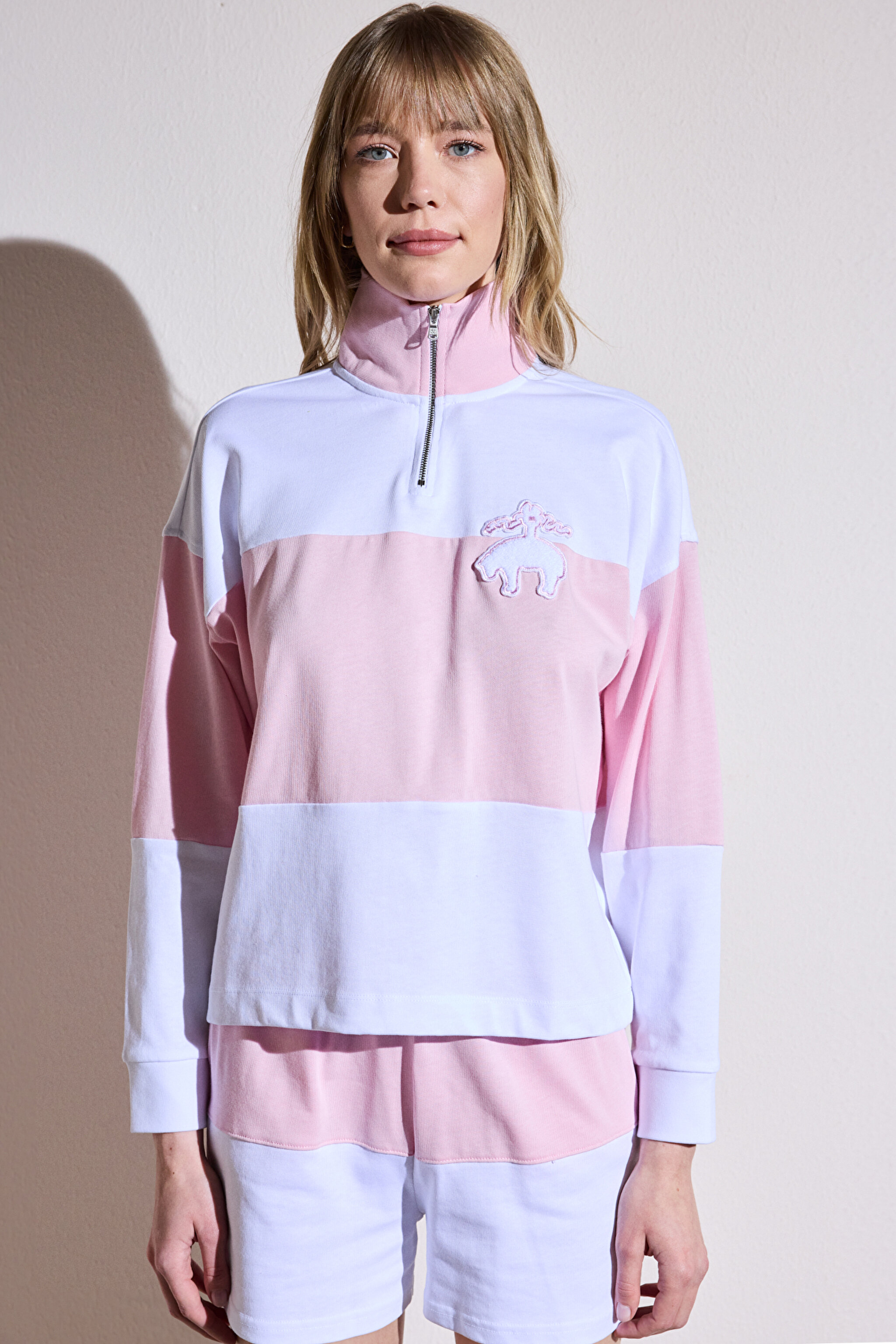 Dik Yaka Blok Sweatshirt - Beyaz-Pembe (görsel 3)