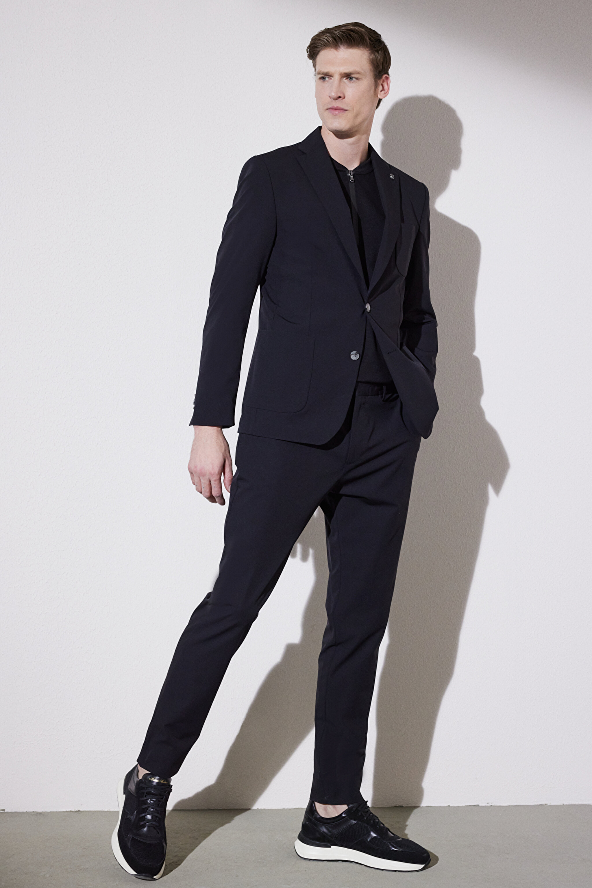 Slim Fit Dar Kesim Mono Yaka Cepli Performans Ceket - Siyah (görsel 7)