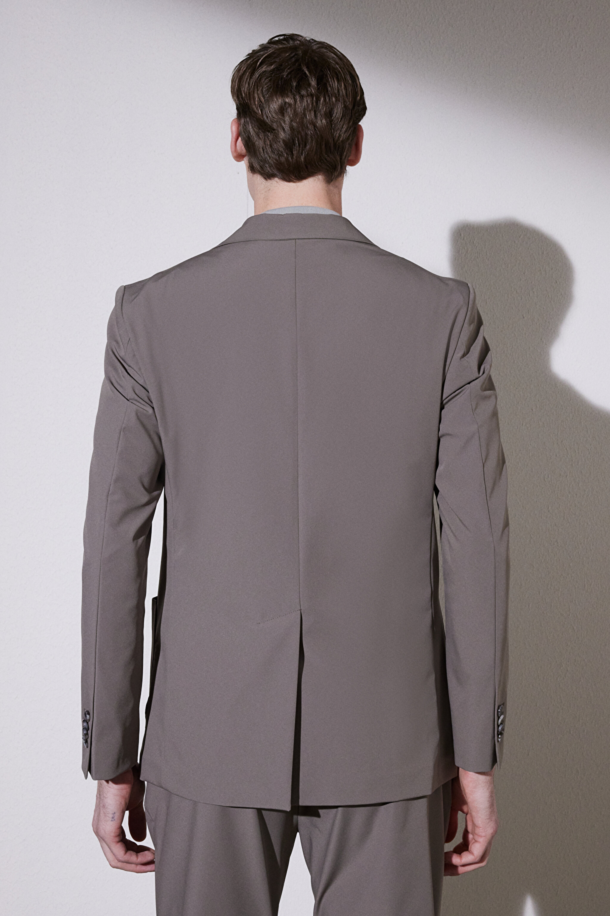 Slim Fit Dar Kesim Mono Yaka Cepli Performans Ceket - Camel (görsel 7)