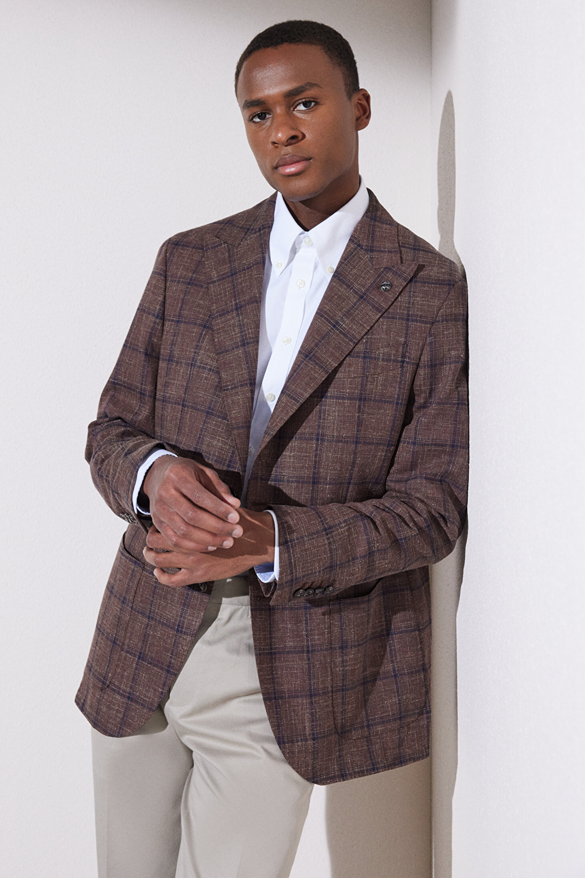 Slim Fit Dar Kesim Sivri Yaka Cepli Desenli Kruvaze Ceket - Kahverengi Kareli