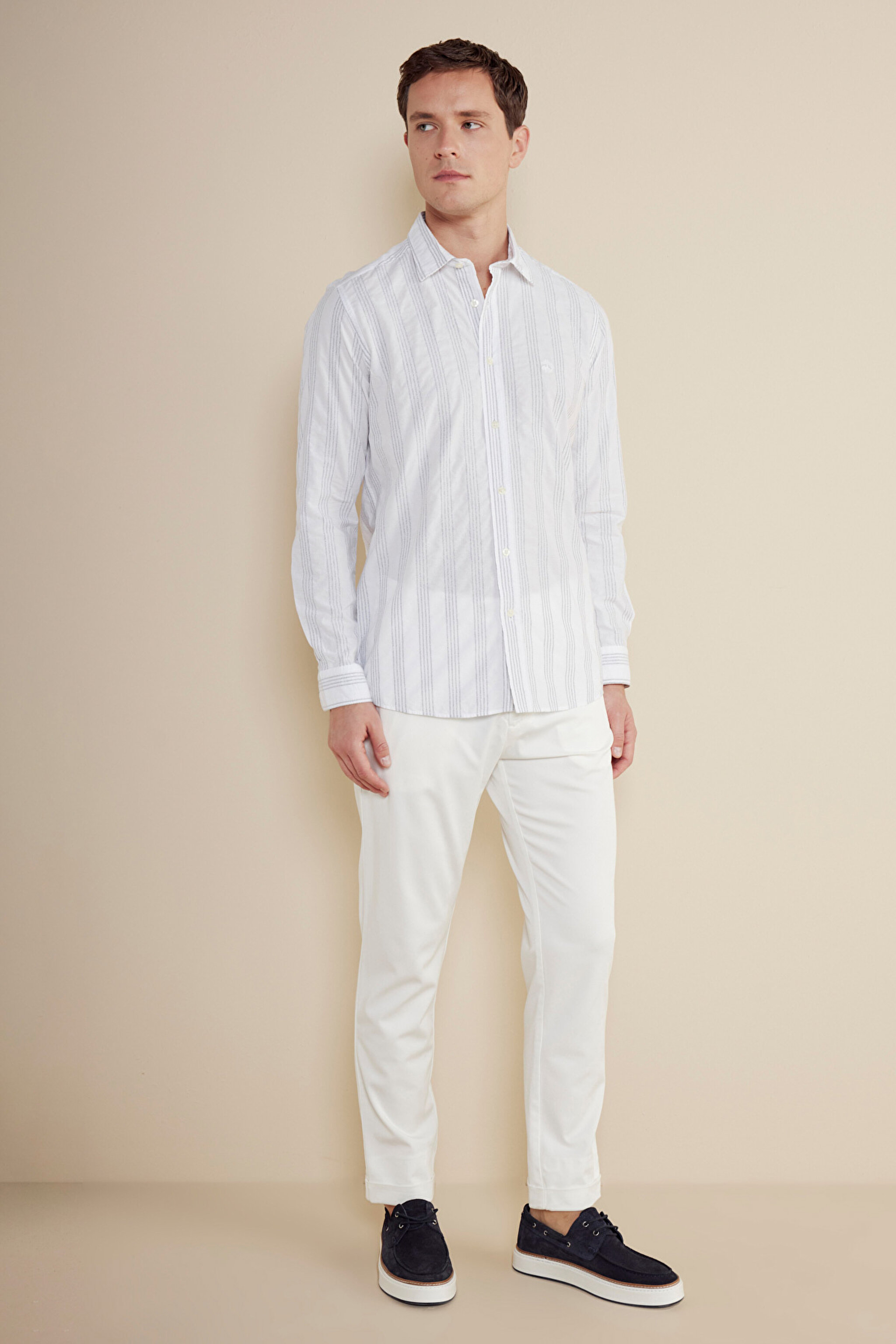 Slim Fit Dar Kesim Klasik Yaka Desenli Gömlek - Gri-Beyaz