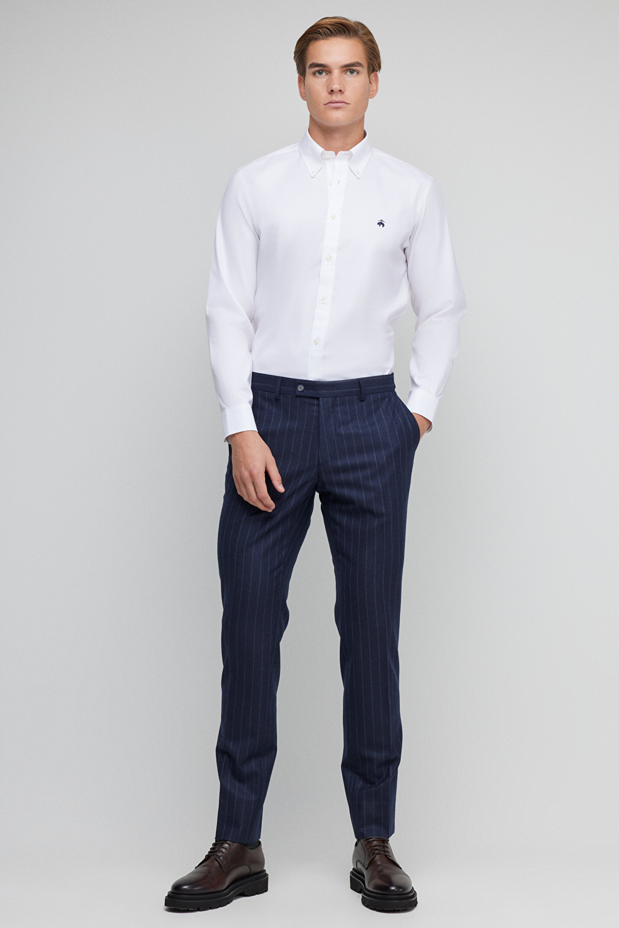 Ütü Gerektirmeyen Regular Fit Geniş Kesim Non-Iron Gömlek - Beyaz (görsel 3)