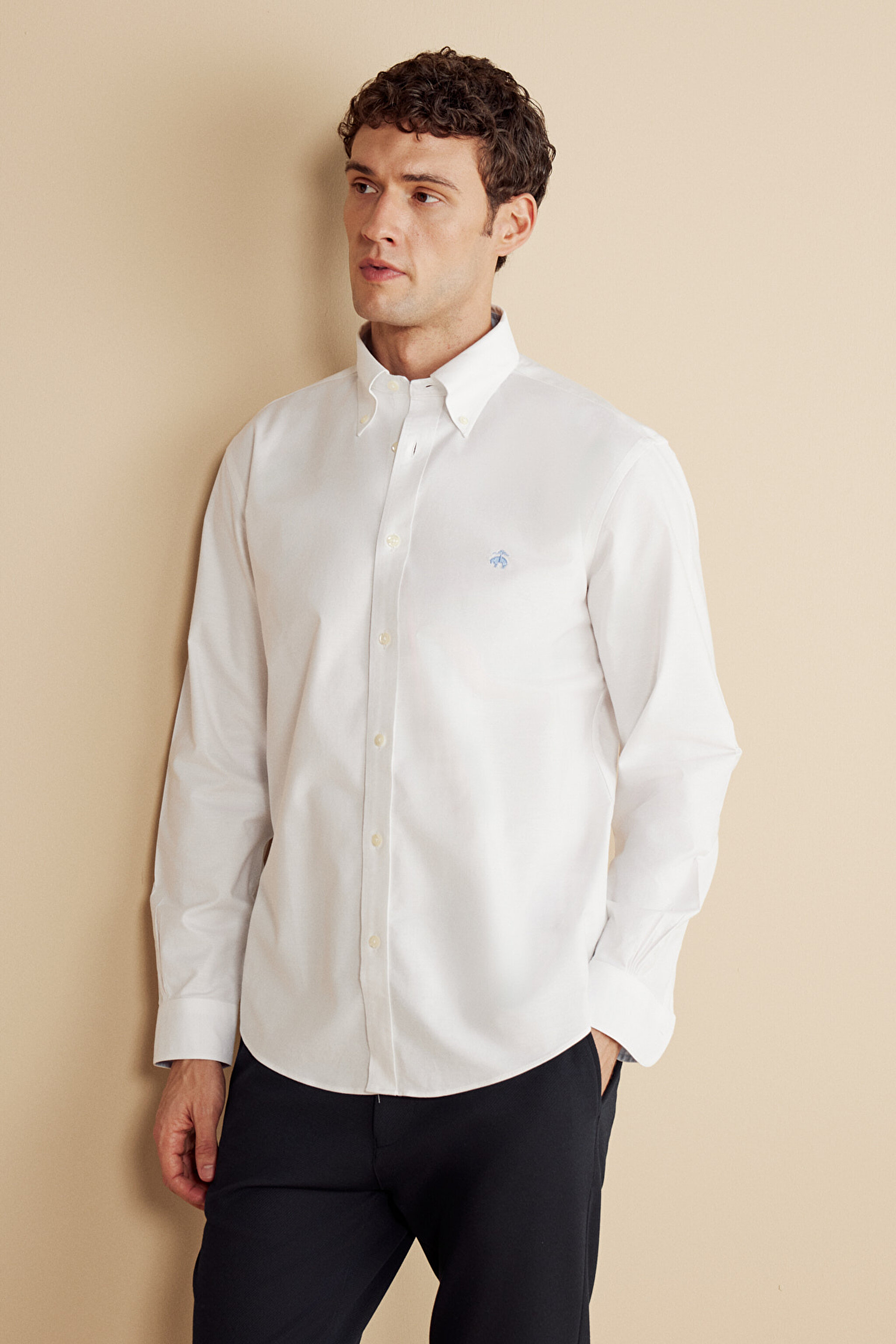 Ütü Gerektirmeyen Regular Fit Geniş Kesim Non-Iron Gömlek - Beyaz (görsel 2)