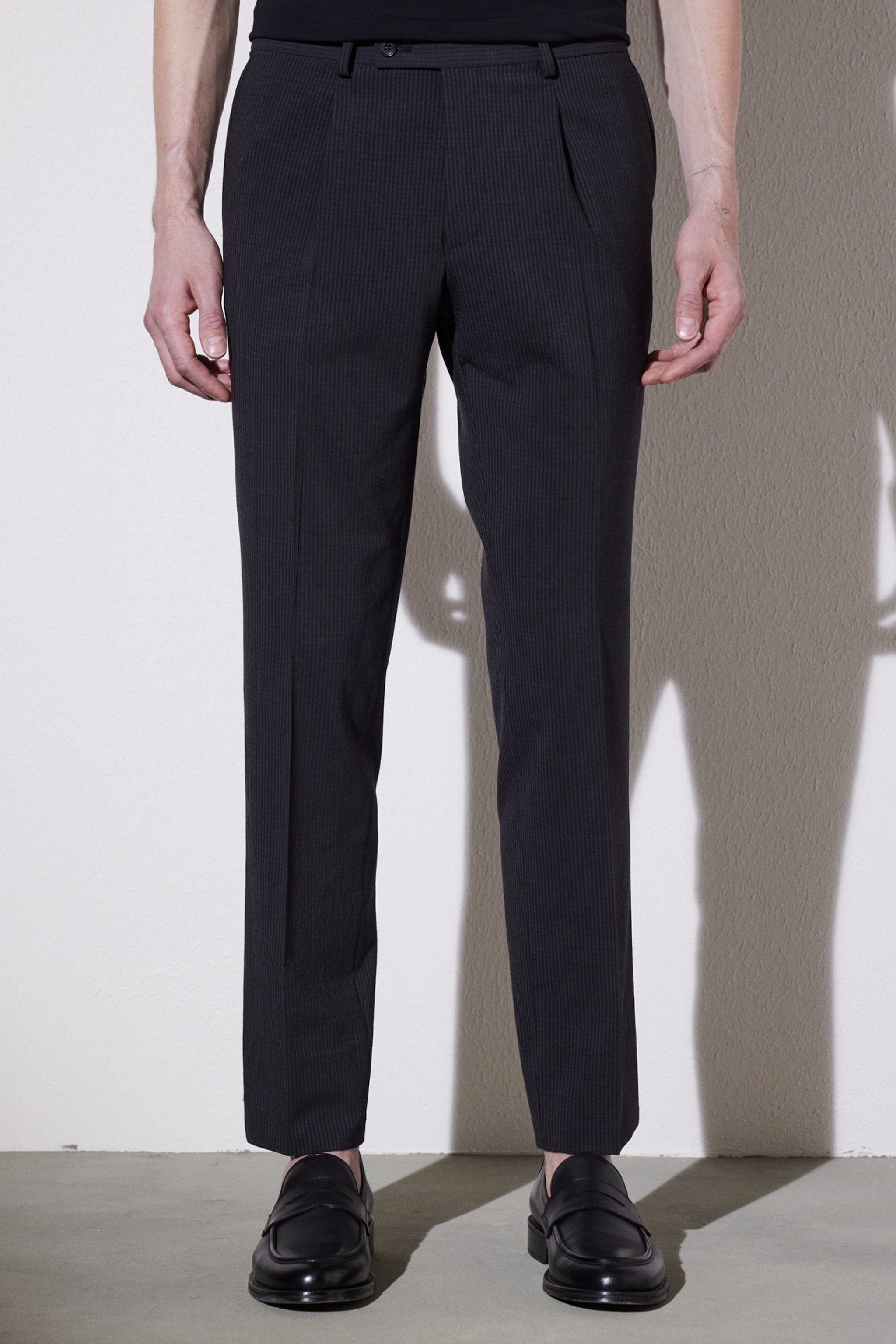 Slim Fit Dar Kesim Mono Yaka Desenli Takım Elbise - Siyah (görsel 6)
