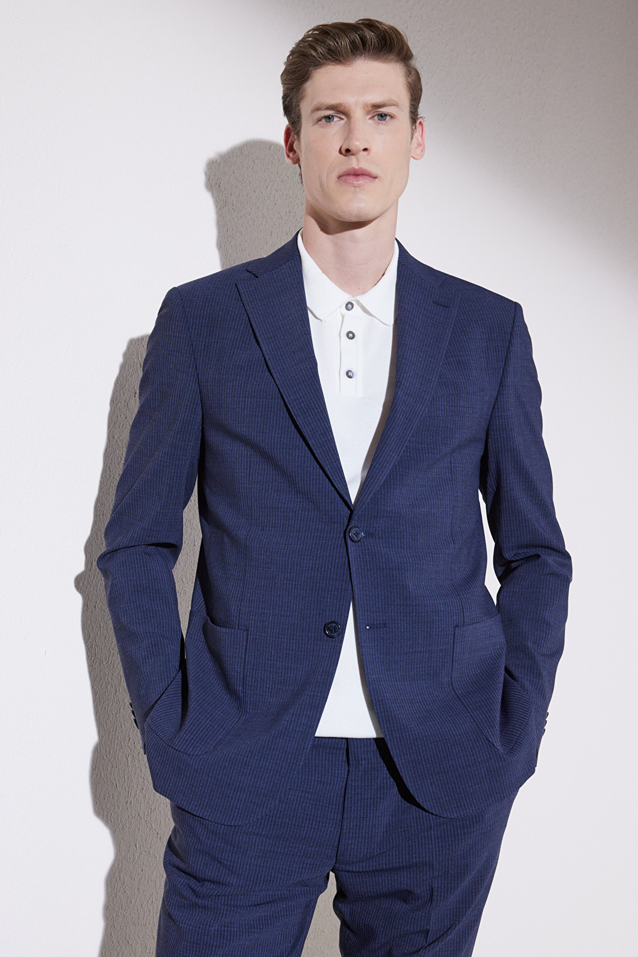 Slim Fit Dar Kesim Mono Yaka Desenli Takım Elbise - Lacivert (görsel 2)