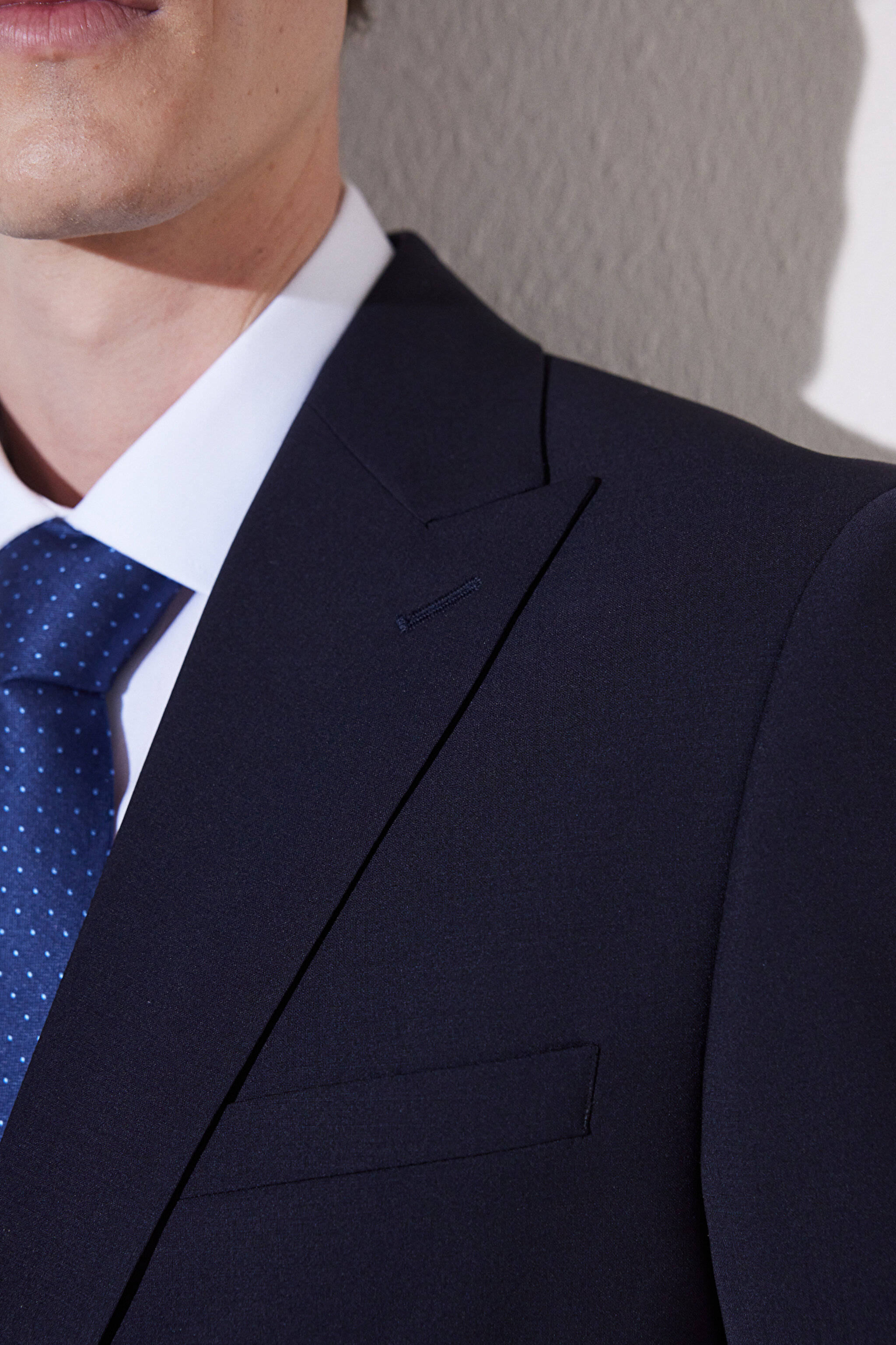 Slim Fit Dar Kesim Sivri Yaka Takım Elbise - Lacivert (görsel 6)