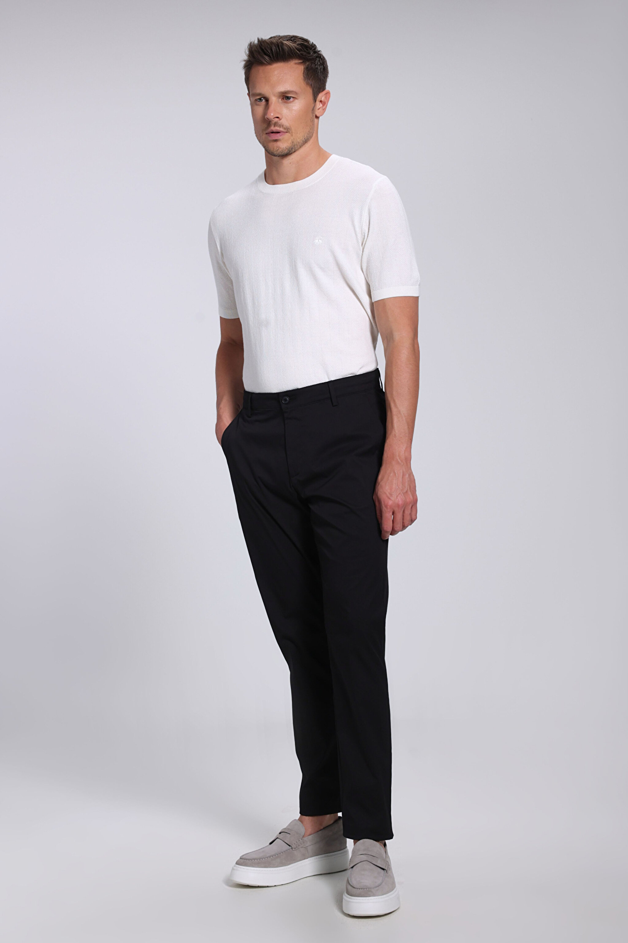 Jogger Düz Paça Teknik Pantolon - Siyah (görsel 3)