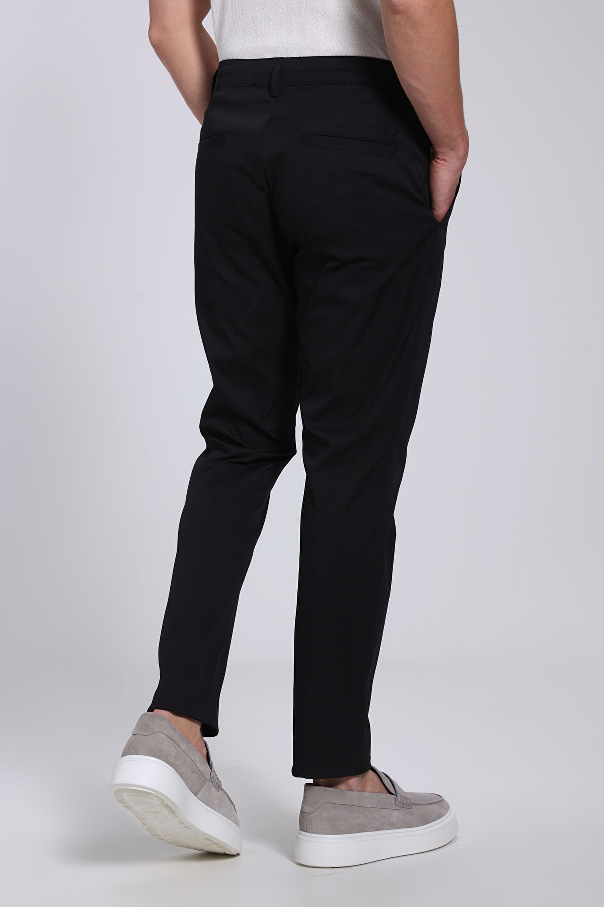 Jogger Düz Paça Teknik Pantolon - Siyah (görsel 6)