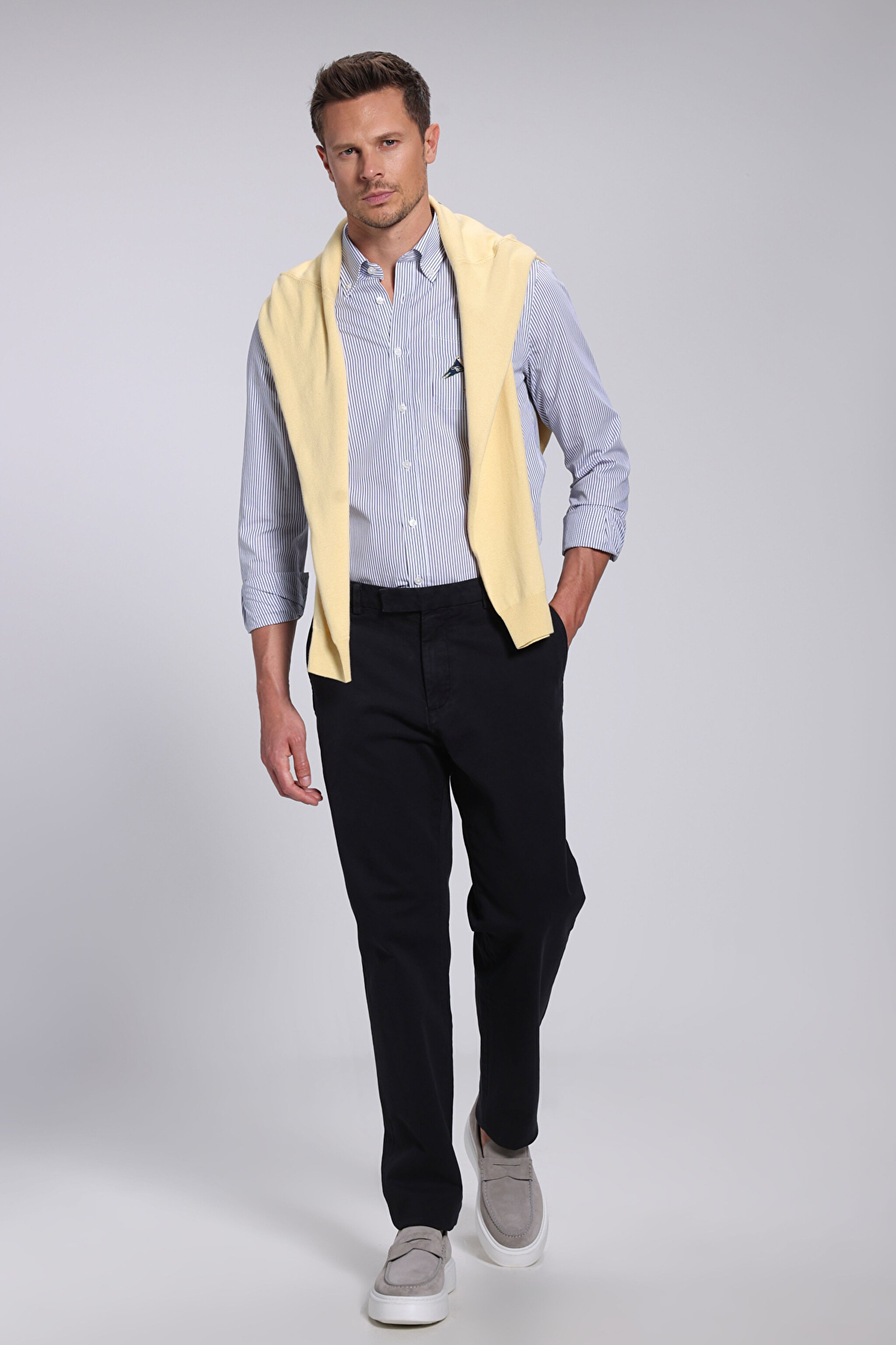 Standart Fit Cepli Chino Pantolon - Siyah (görsel 2)