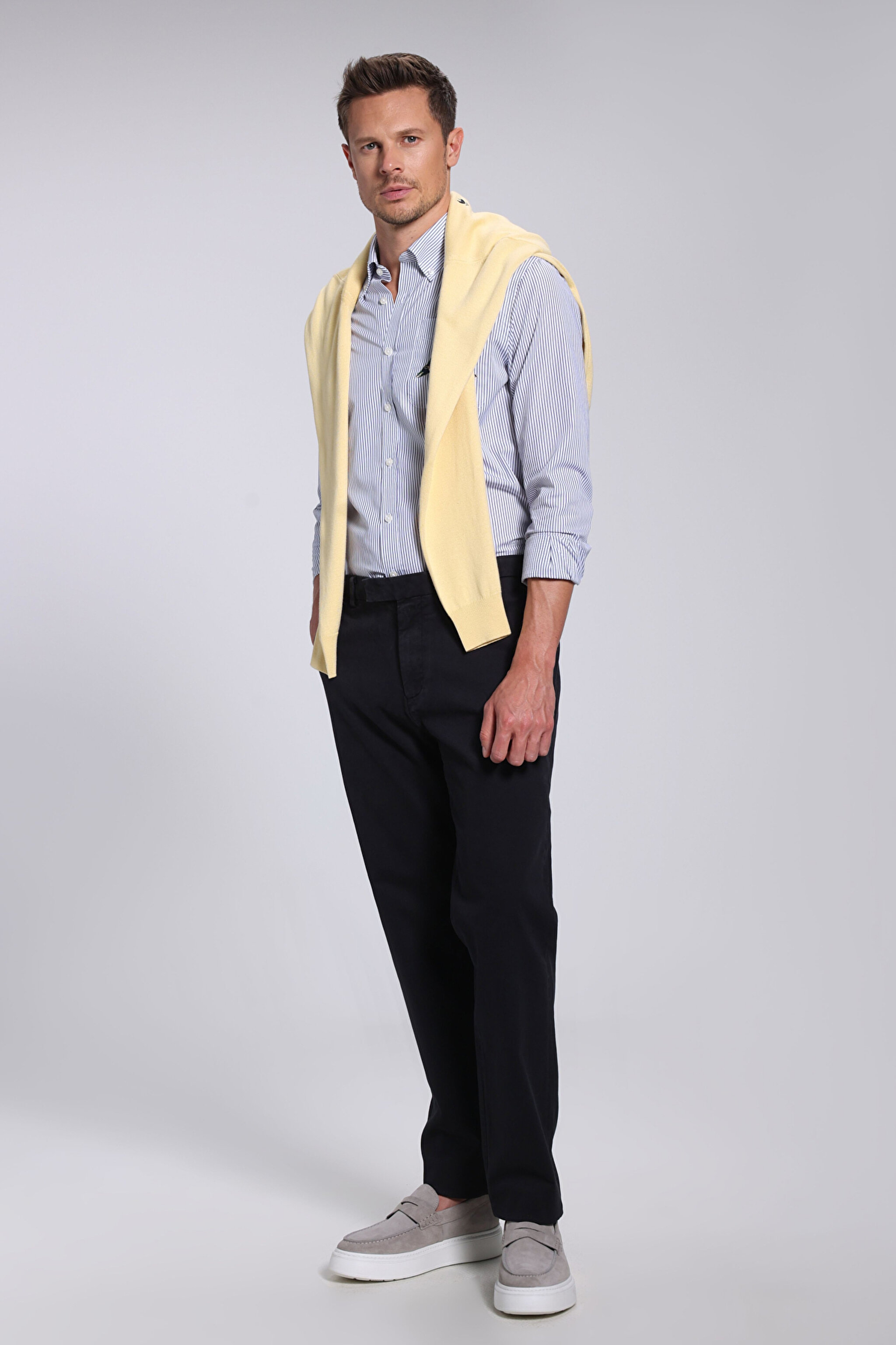 Standart Fit Cepli Chino Pantolon - Siyah (görsel 3)