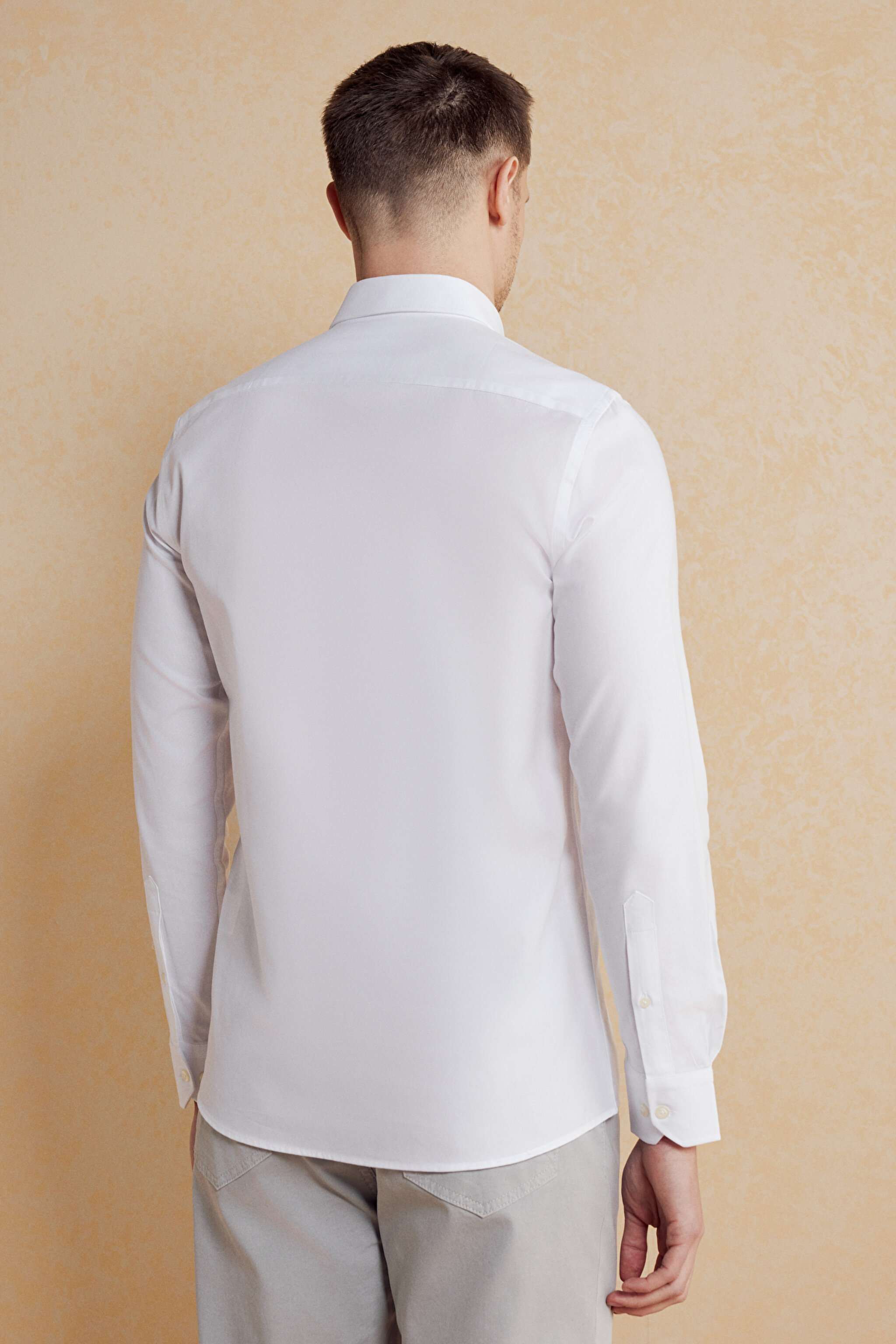 %100 Pamuk Düğmeli Yaka Slim Fit Gömlek - Beyaz (görsel 5)