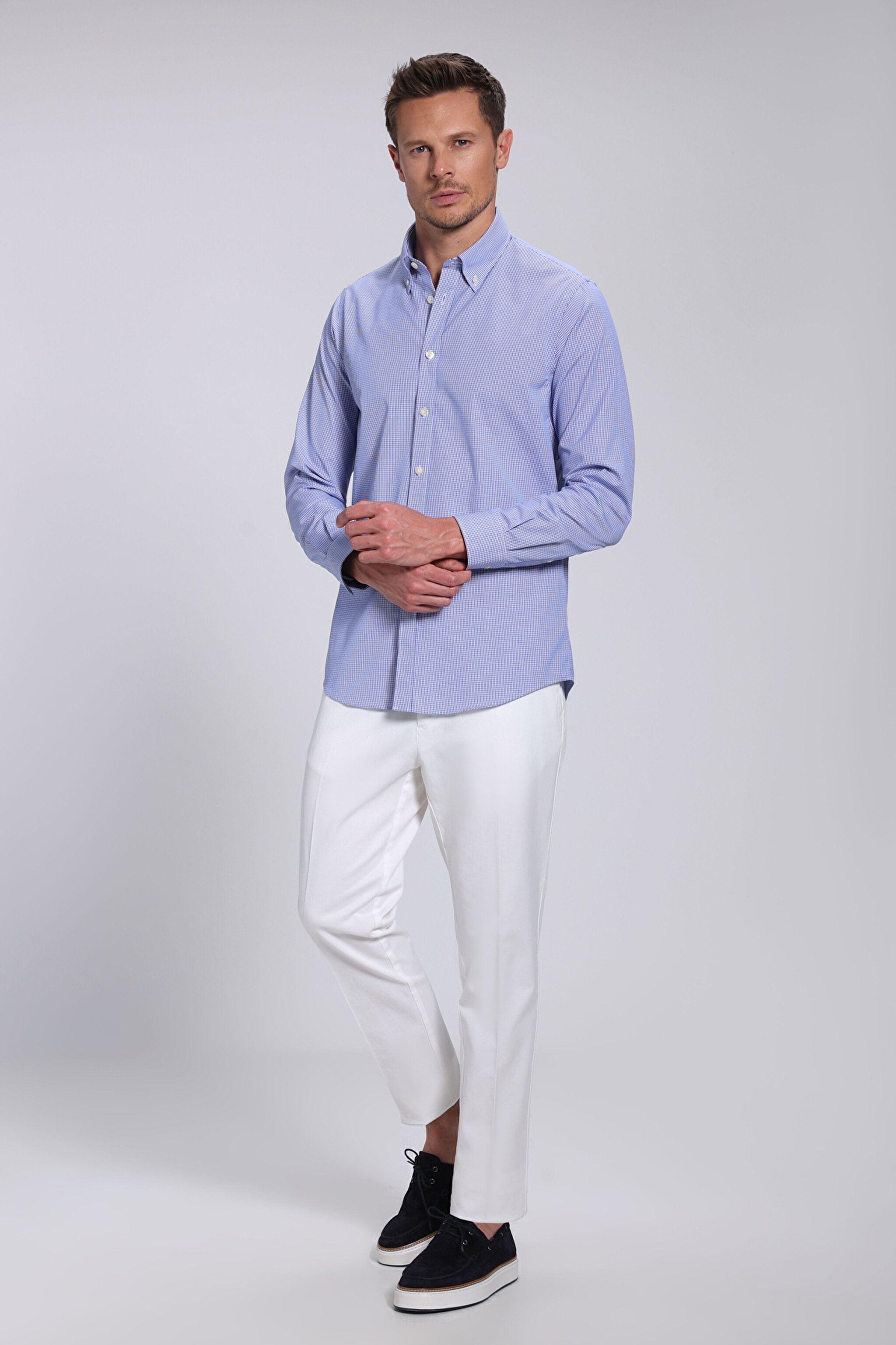 %100 Pamuk Düğmeli Yaka Slim Fit Gömlek - Mavi-Beyaz Kareli (görsel 3)