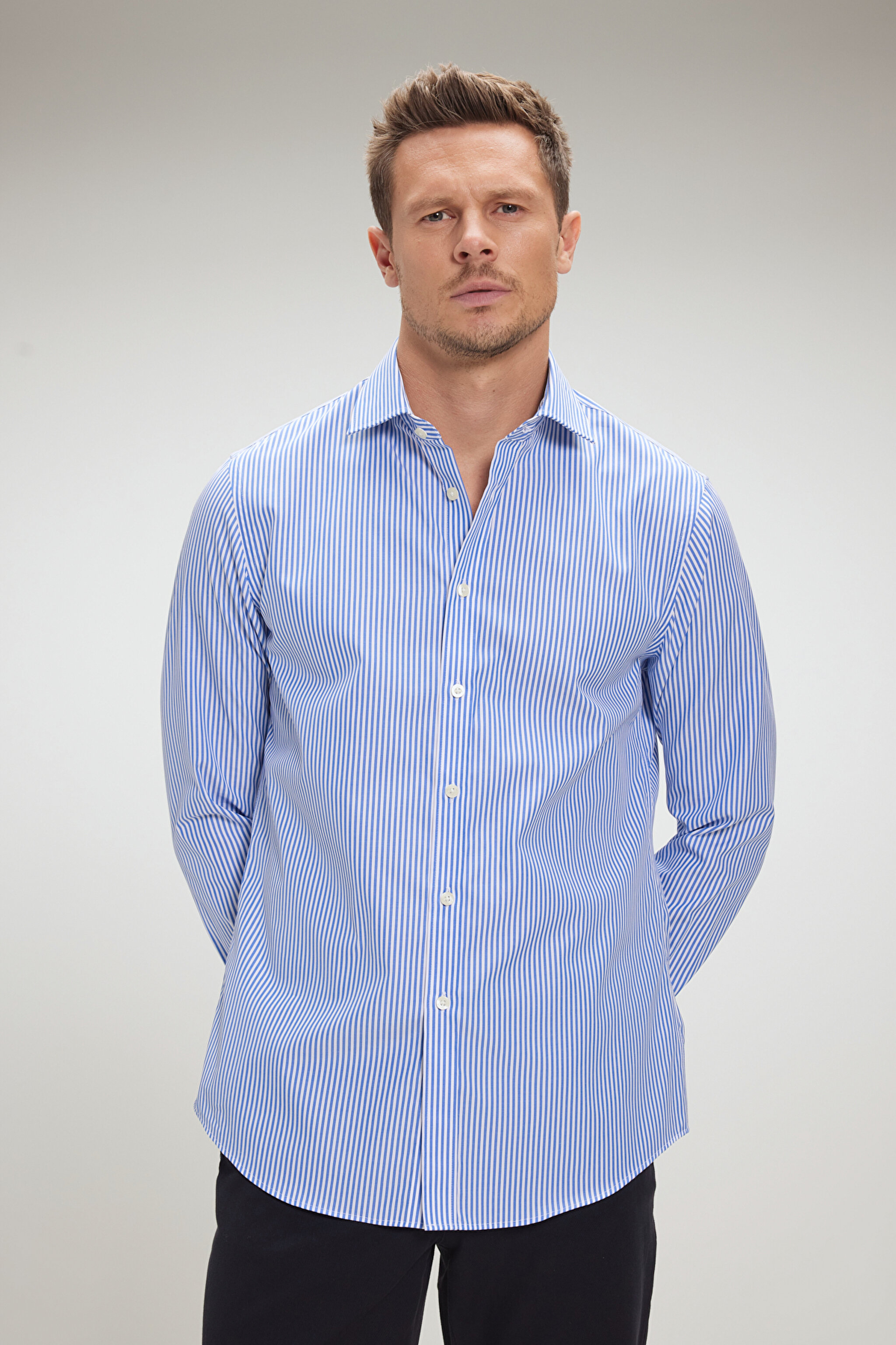 %100 Pamuk İtalyan Yaka Slim Fit Gömlek - Lacivert-Beyaz Çizgili