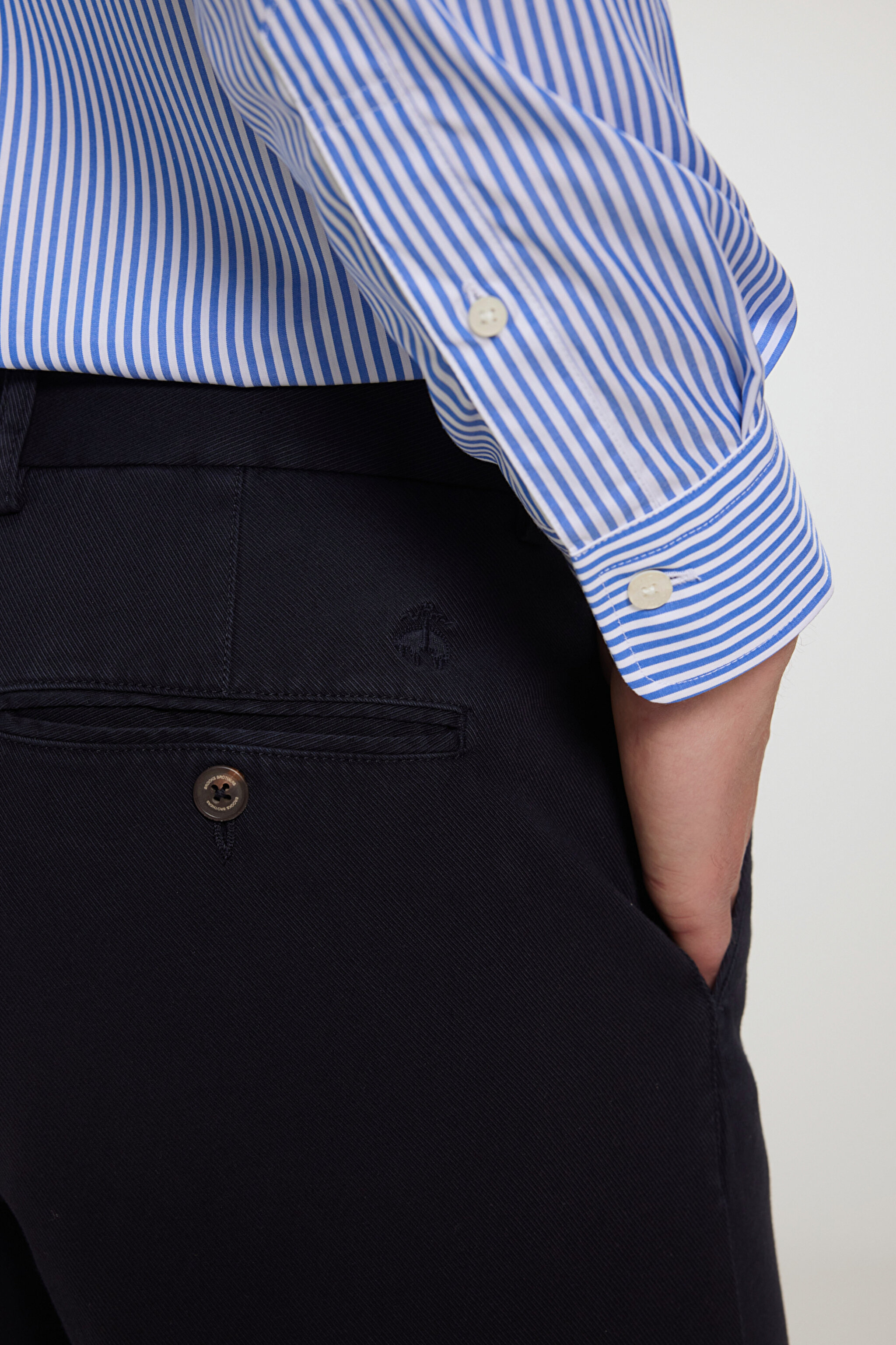%100 Pamuk İtalyan Yaka Slim Fit Gömlek - Lacivert-Beyaz Çizgili (görsel 9)