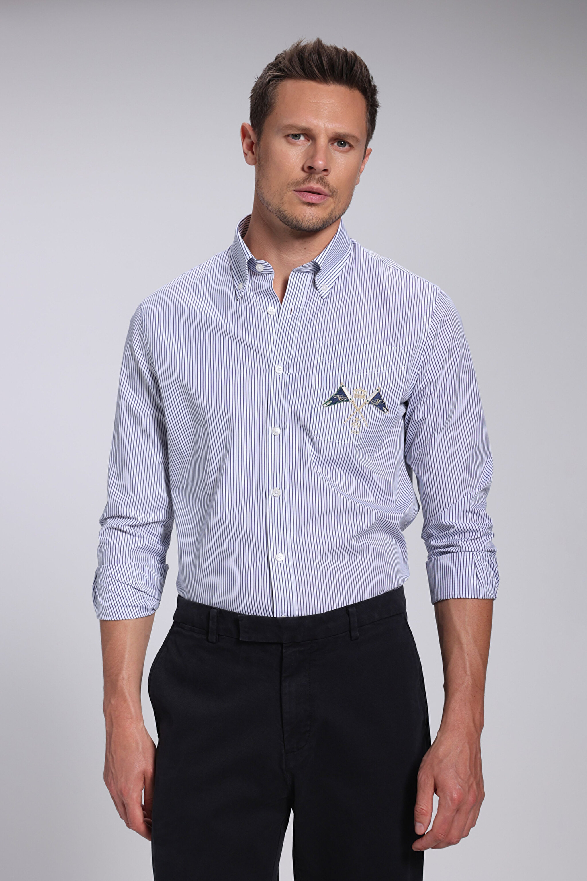 %100 Pamuk Düğmeli Yaka Slim Fit Logolu Gömlek - Lacivert Çizgili (görsel 3)