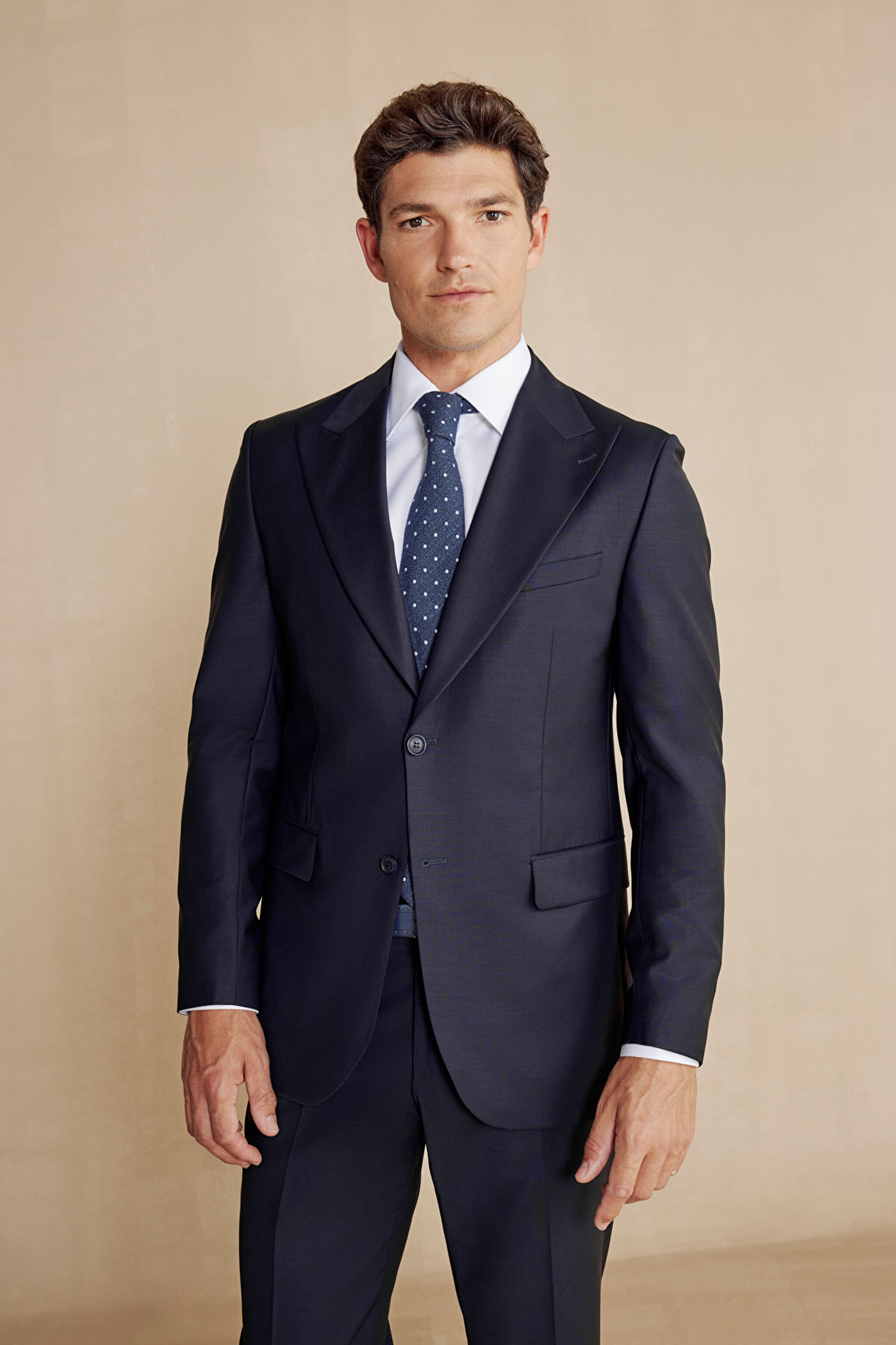 Yün Karışımlı Sivri Yaka Slim Fit Takım Elbise - Lacivert