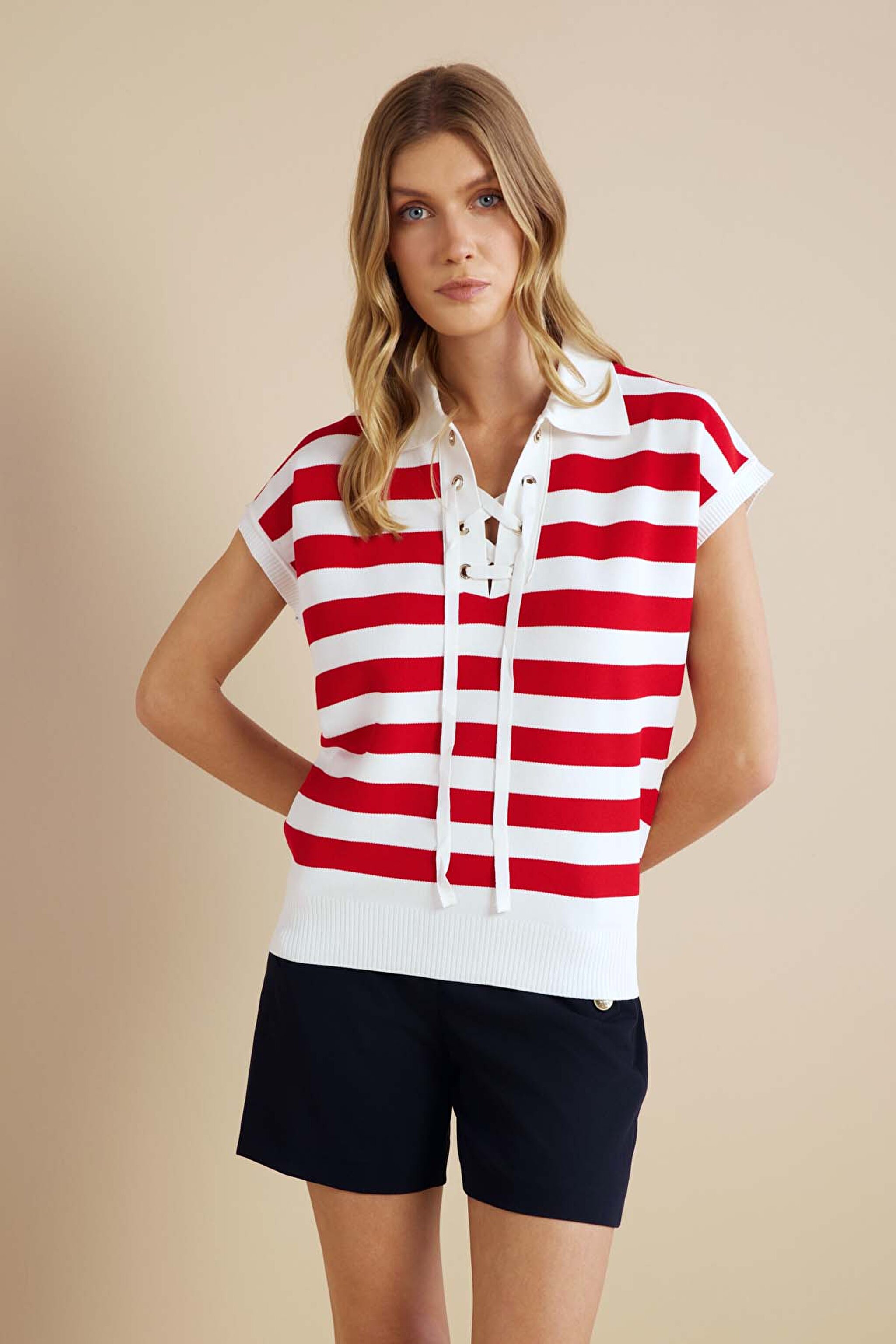 Polo Yaka Yakası İpli Çizgili Rayon Kazak - Kırık Beyaz-Kırmızı