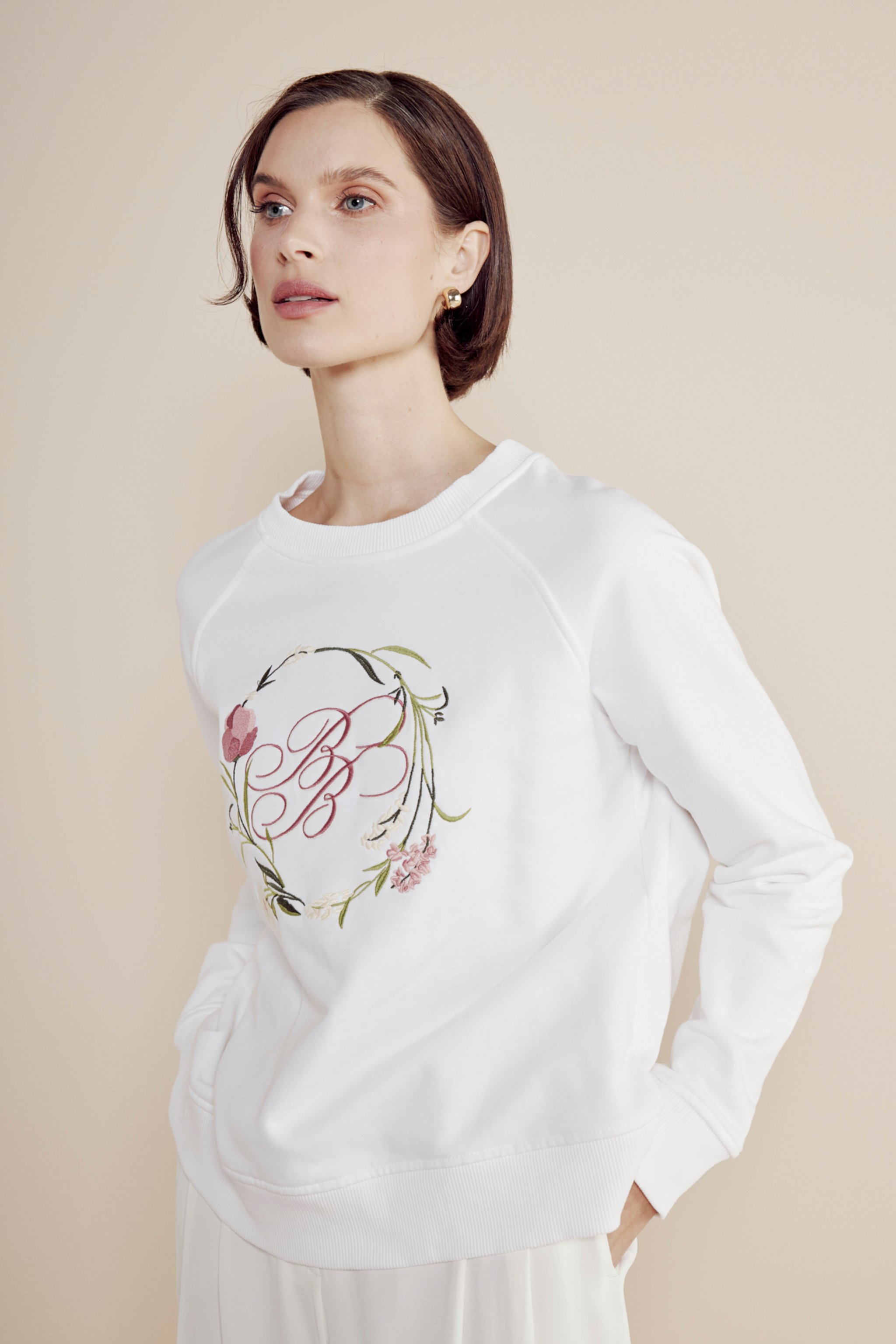 %100 Pamuk Çiçek Nakış Detaylı Sweatshirt - Kırık Beyaz (görsel 4)
