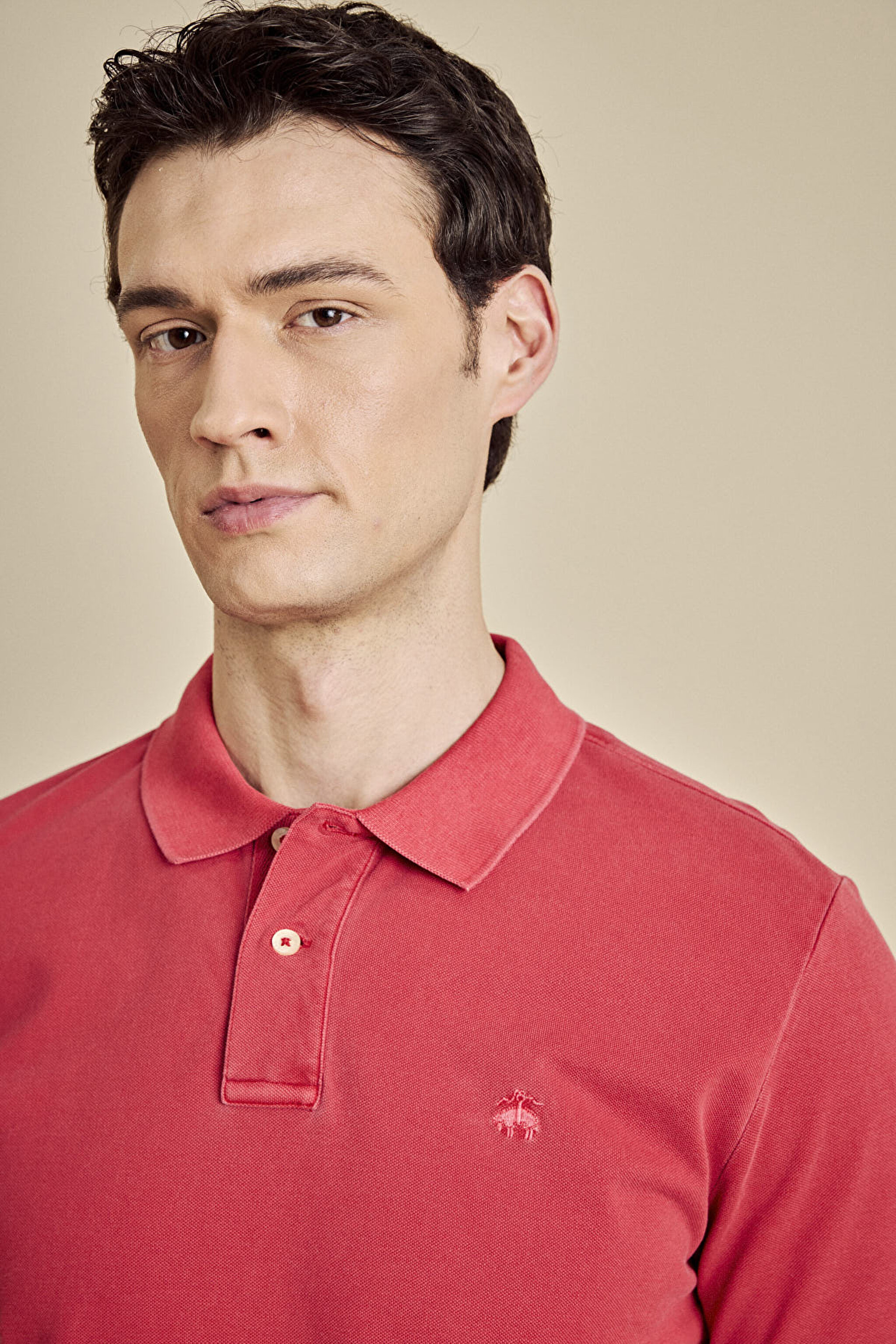 %100 Pamuk Polo Yaka Parça Boya 2 Düğmeli T-shirt - Kırmızı (görsel 4)