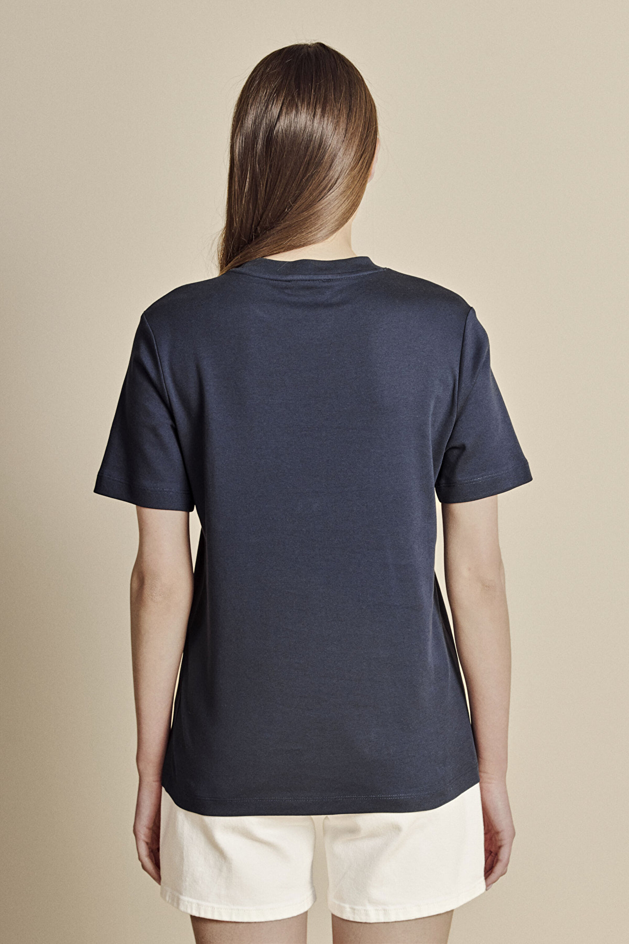 %100 Pamuk Bisiklet Yaka Eva Nakışlı T-shirt - Lacivert (görsel 5)