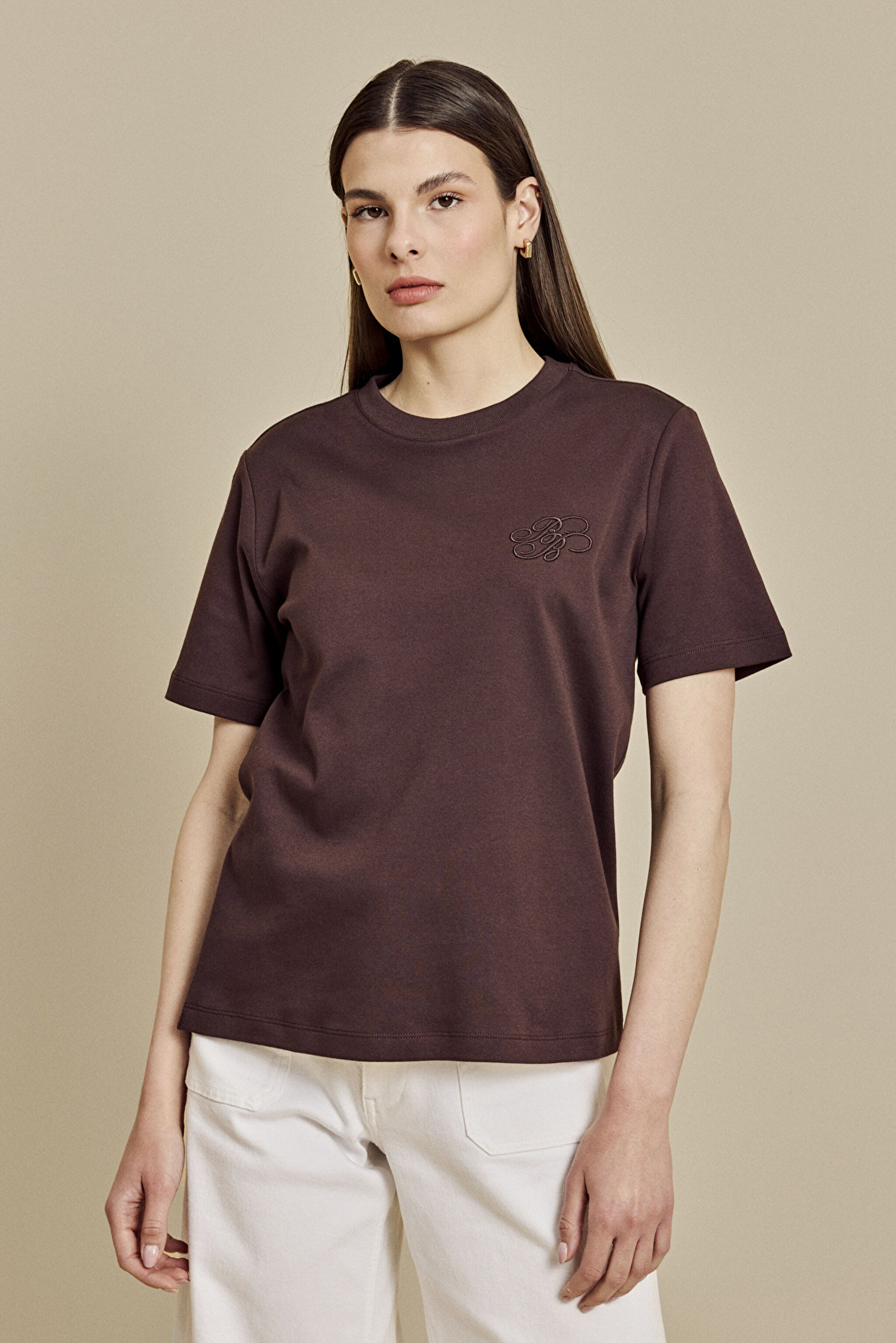 %100 Pamuk Bisiklet Yaka Eva Nakışlı T-shirt - Acı Kahverengi (görsel 3)