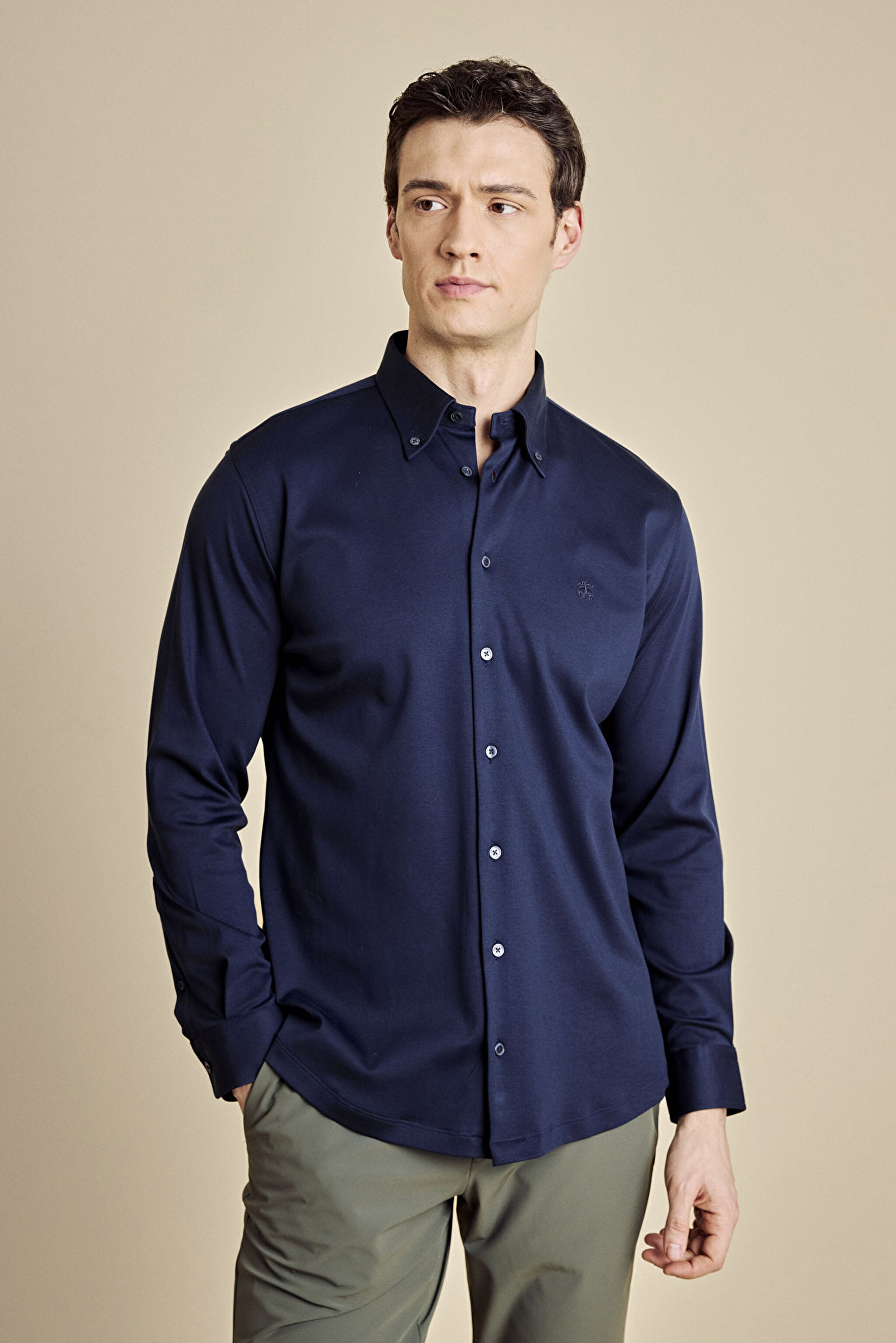 %100 Pamuk Düğmeli Yaka Slim Fit  Örme Gömlek - Lacivert (görsel 2)