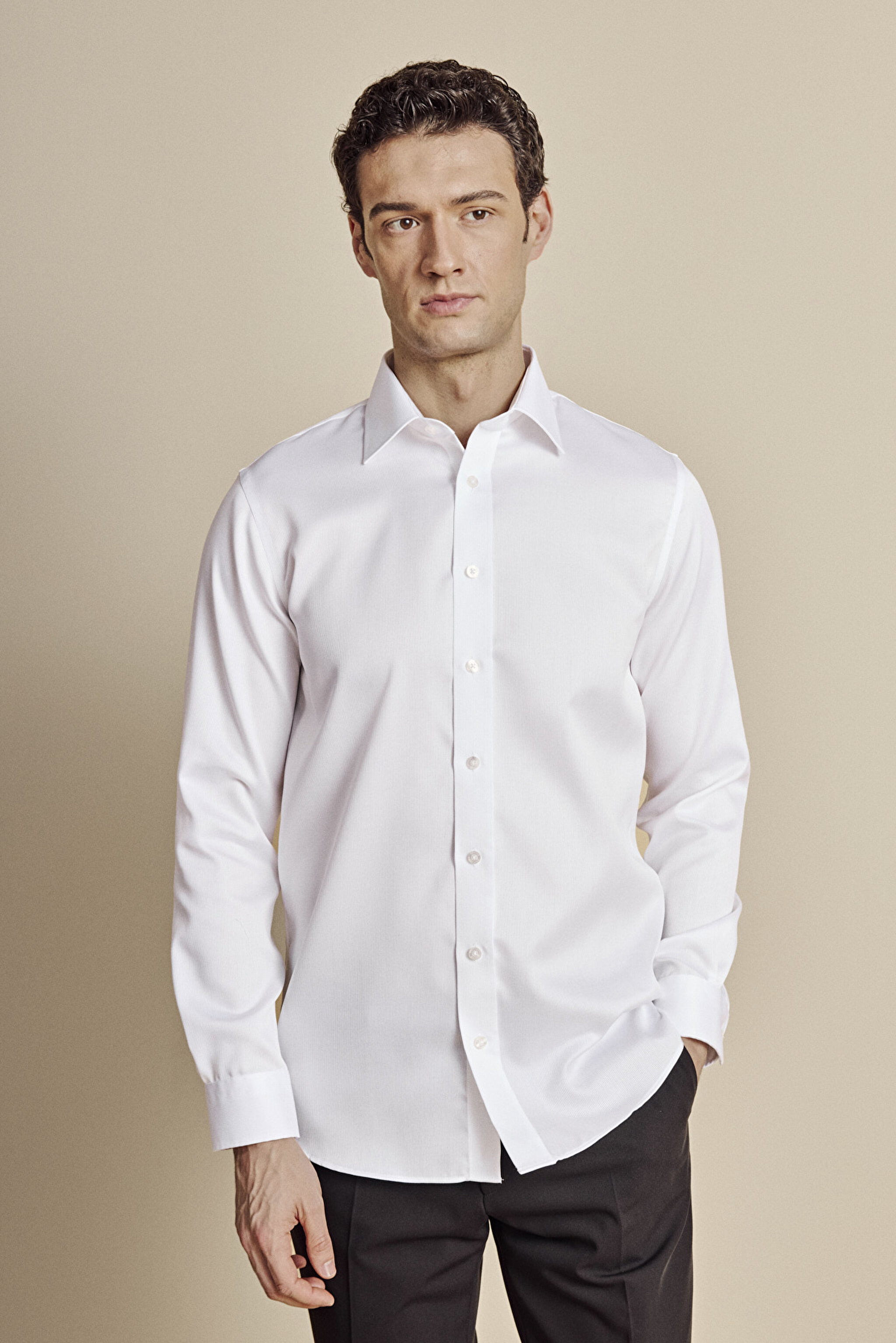 Klasik Yaka Slim Fit Armürlü Non Iron Gömlek - Beyaz