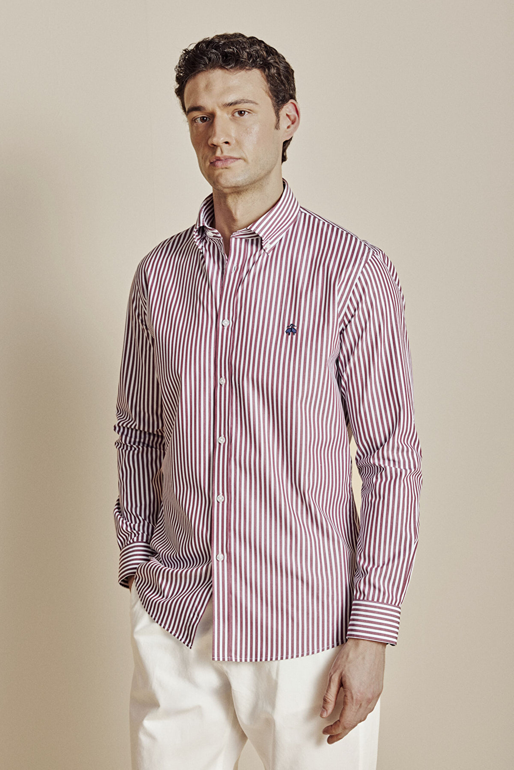 Düğmeli Yaka Slim Fit  Çizgili Gömlek - Bordo-Beyaz (görsel 3)