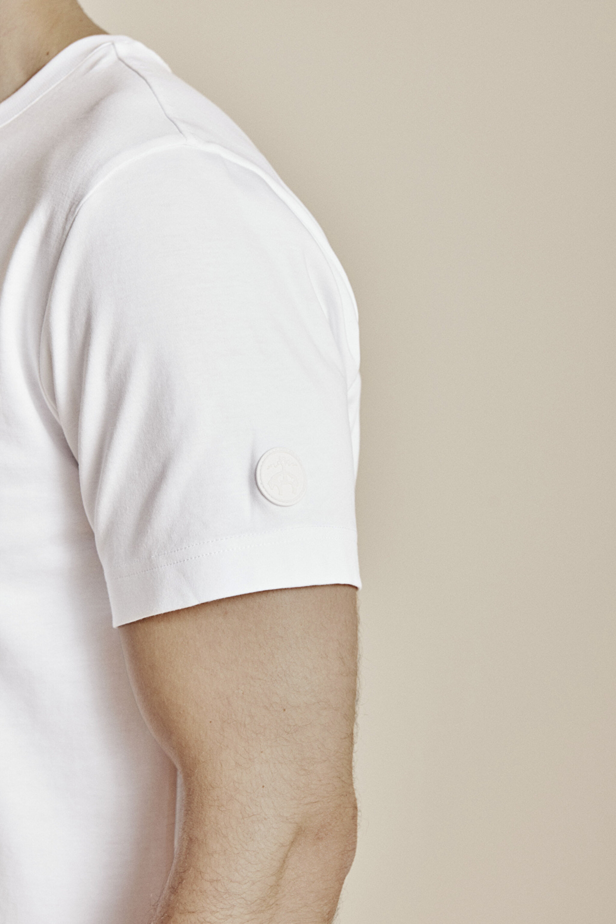 Pamuk Karışımlı Kolu Patch Logolu Bisiklet Yaka T-shirt - Kırık Beyaz (görsel 5)