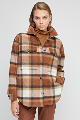 Yünlü Oversize Fit Gömlek Yaka Mont - Kahverengi-Bej (görsel 4)