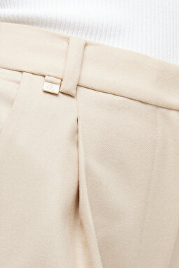 Standart Fit Noırmal Kesim Pileli Cepli Yün Pantolon - Bej (görsel 4)