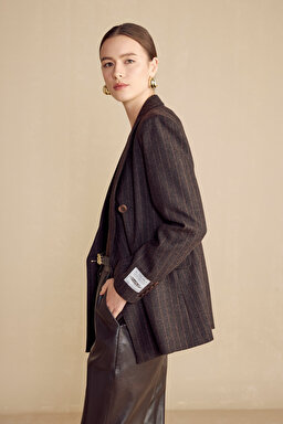 Kruvaze Çizgili Yün Karışımlı Blazer - Kahverengi-Camel (görsel 12)