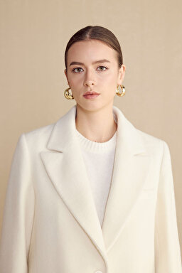 Sivri Yaka Oversize Yün Karışım Kadın Blazer - Ekru (görsel 4)