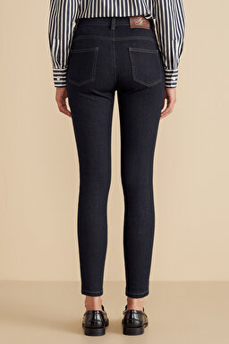 Pamuk Karışımlı Push-Up Skinny Denim Pantolon - Lacivert (görsel 4)