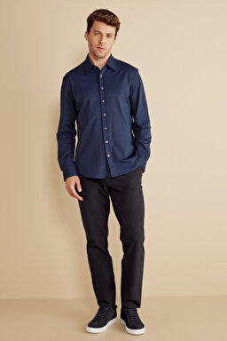 Klasik Yaka Slim Fit Performans Gömlek - Lacivert (görsel 3)