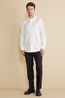 %100 Pamuk  İtalyan Yaka Slim Fit Armürlü Oxford Doku Non Iron Gömlek - Beyaz (görsel 3)